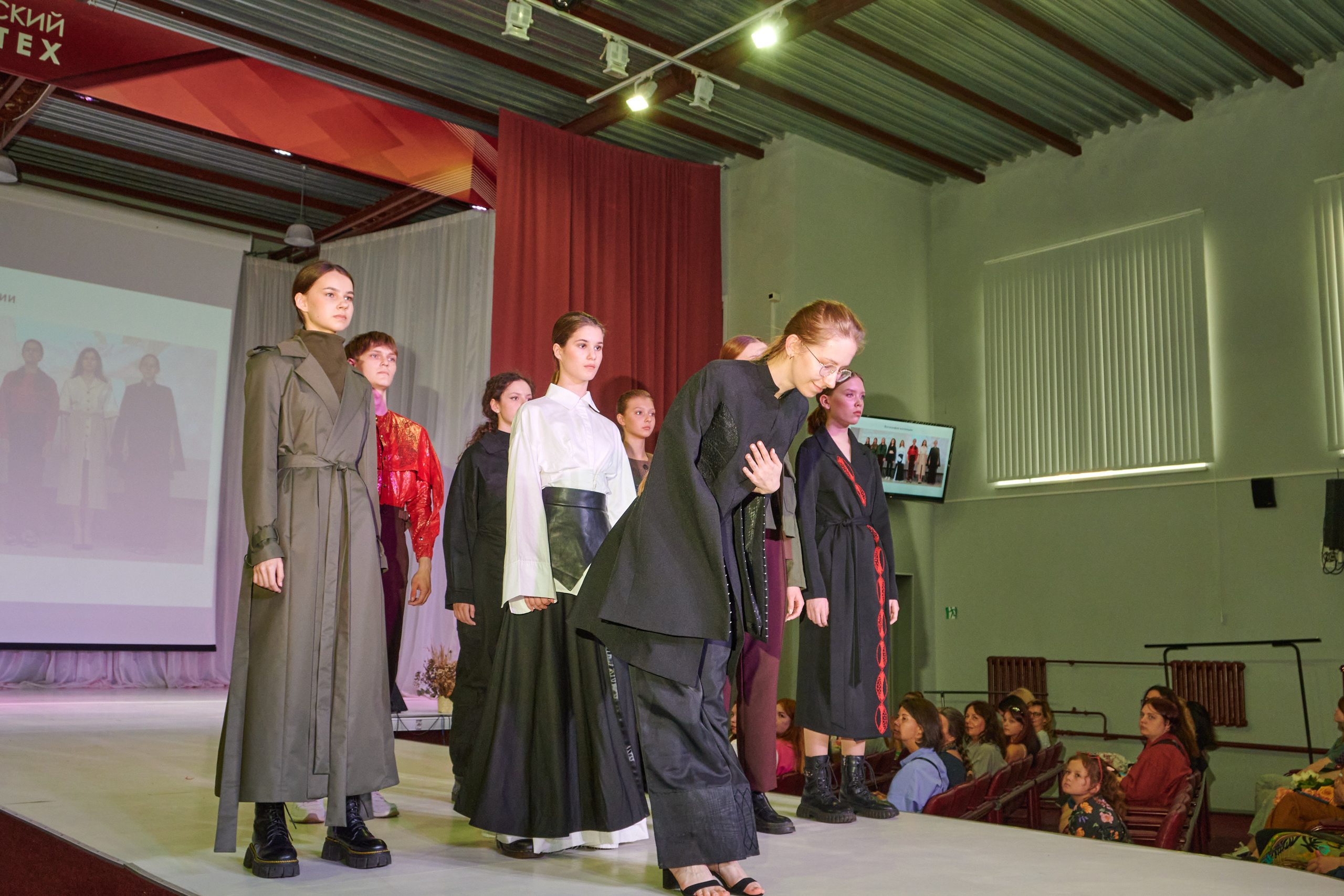 Русский силуэт иваново 26 июня. Фотограф в Иваново: Каталожная съемка одежды и постельного белья, Wildberries