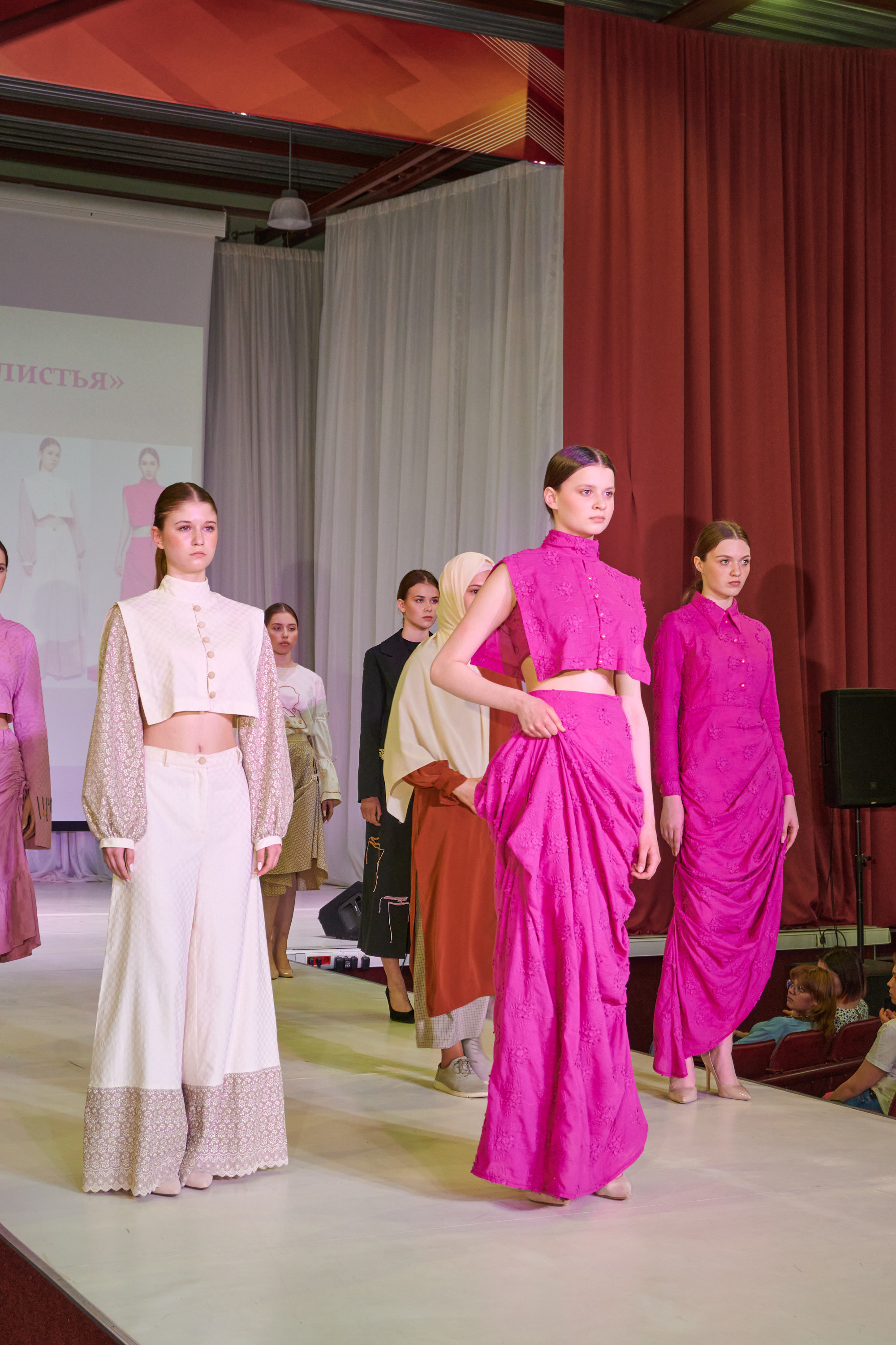 Русский силуэт иваново 26 июня. Фотограф в Иваново: Каталожная съемка одежды и постельного белья, Wildberries