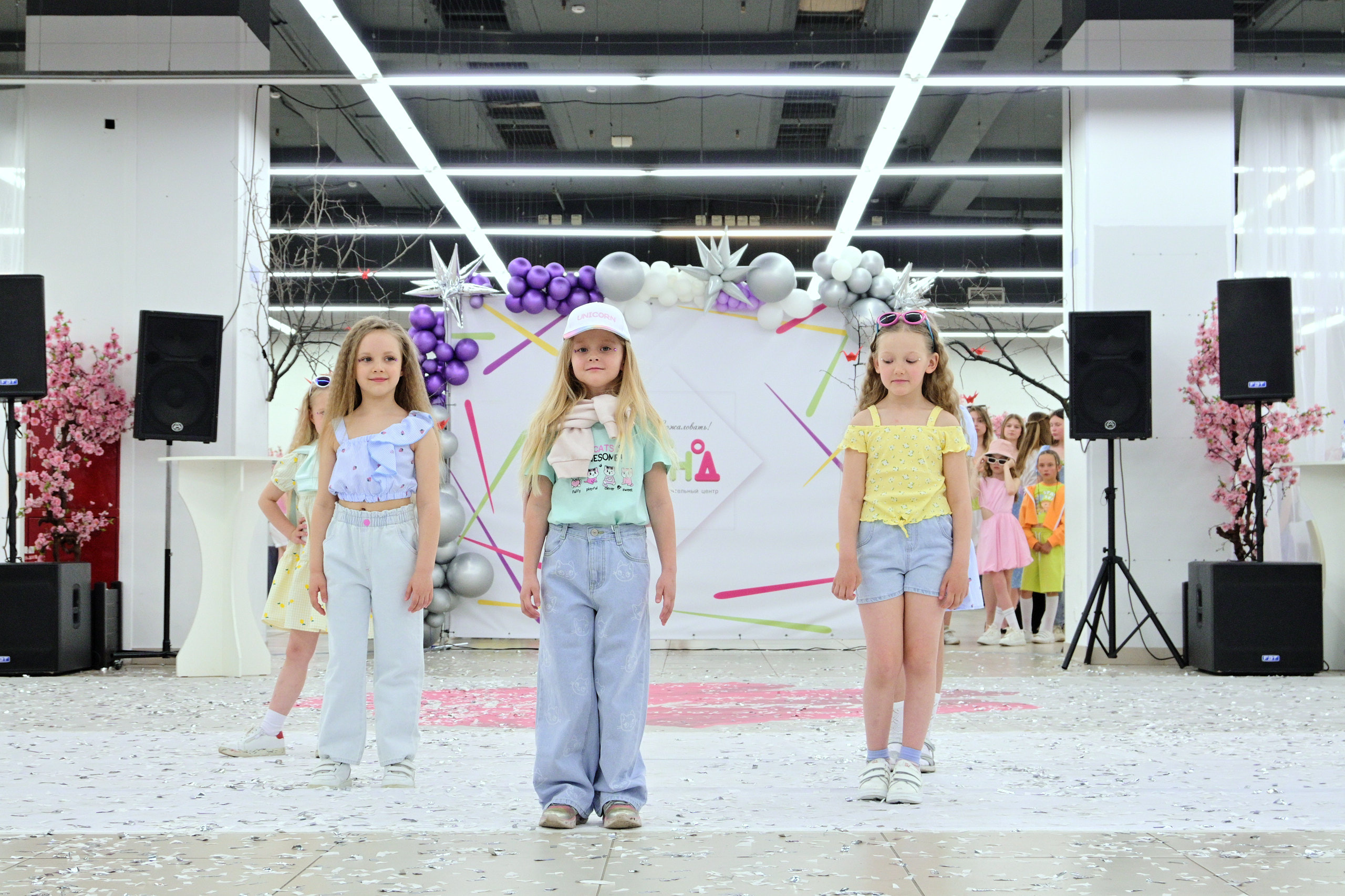 Показ Артплей в Евролэнд 09.06.2023. Фотограф в Иваново: Каталожная съемка одежды и постельного белья, Wildberries