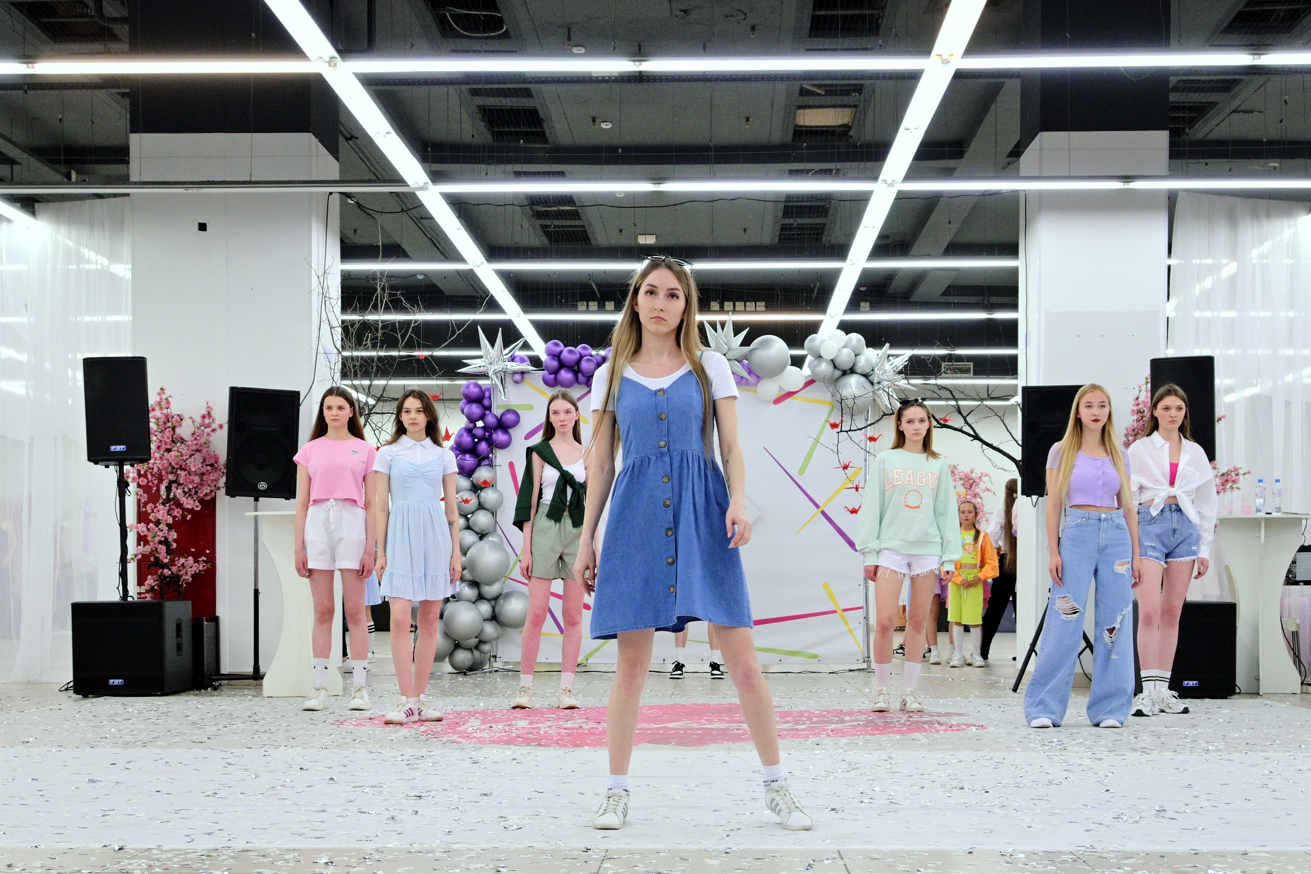 Показ Артплей в Евролэнд 09.06.2023. Фотограф в Иваново: Каталожная съемка одежды и постельного белья, Wildberries