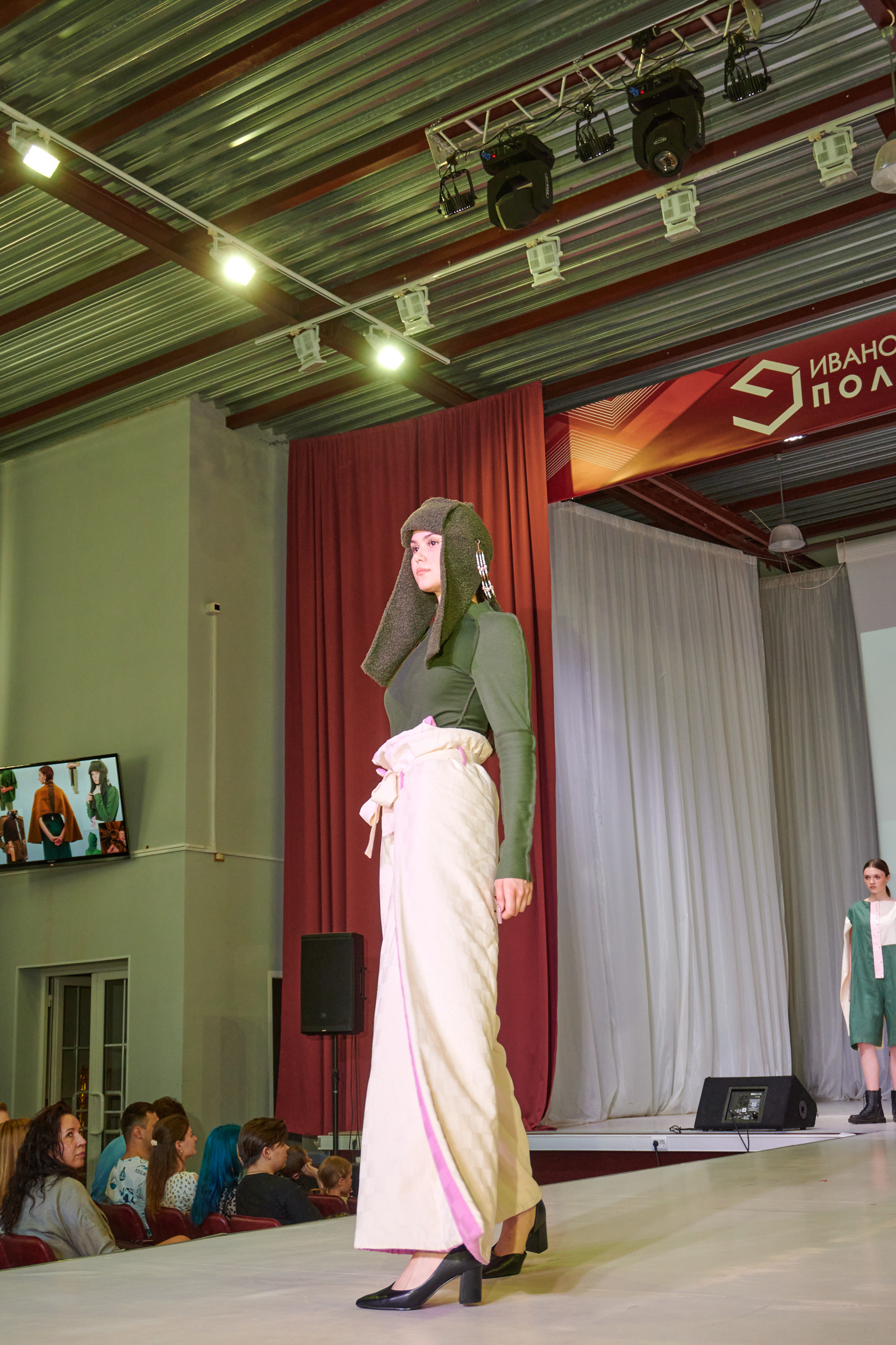 Русский силуэт иваново 26 июня. Фотограф в Иваново: Каталожная съемка одежды и постельного белья, Wildberries