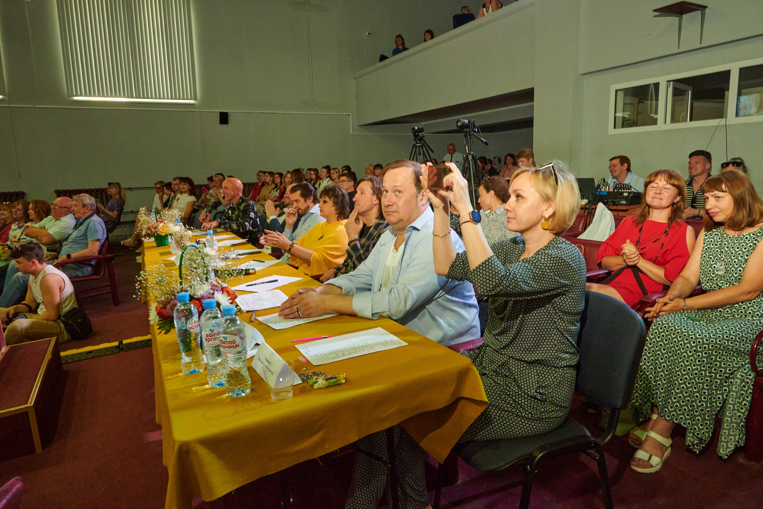 Русский силуэт иваново 26 июня. Фотограф в Иваново: Каталожная съемка одежды и постельного белья, Wildberries
