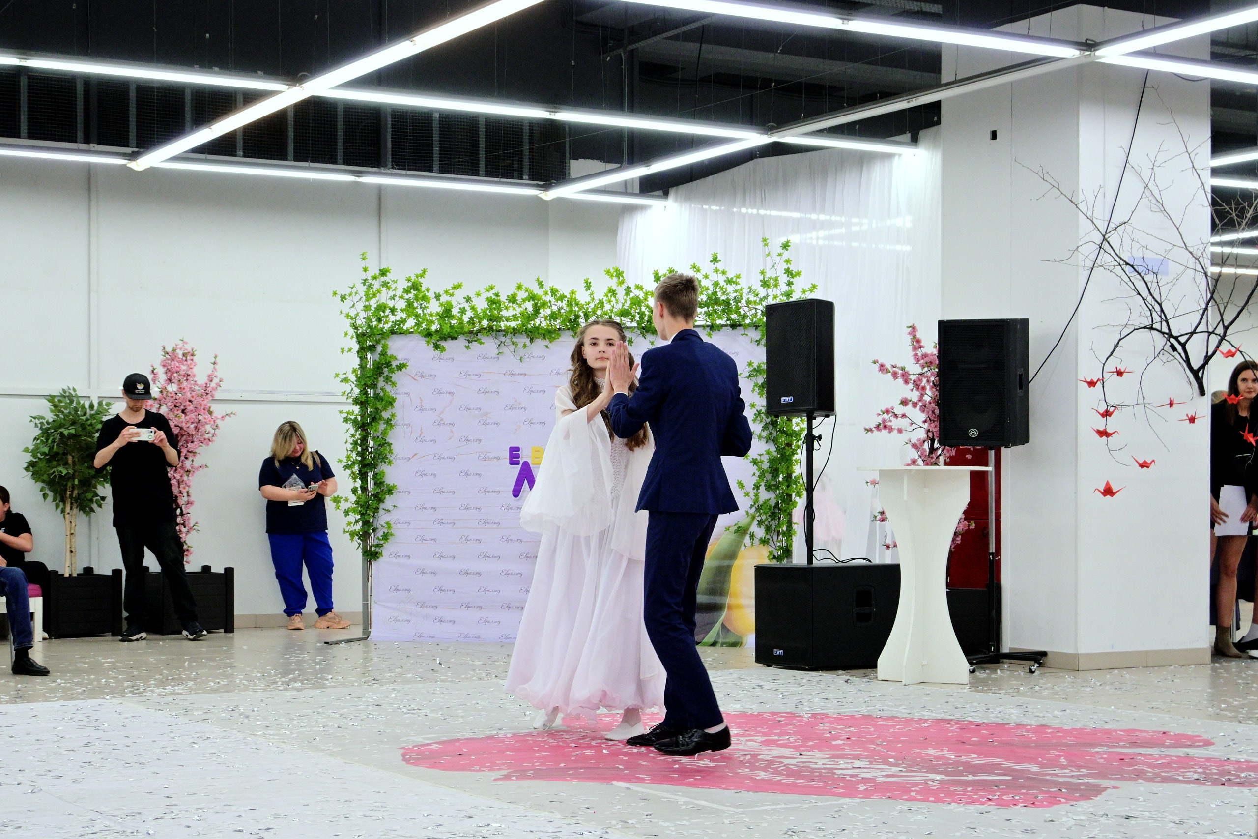 Показ Артплей в Евролэнд 09.06.2023. Фотограф в Иваново: Каталожная съемка одежды и постельного белья, Wildberries