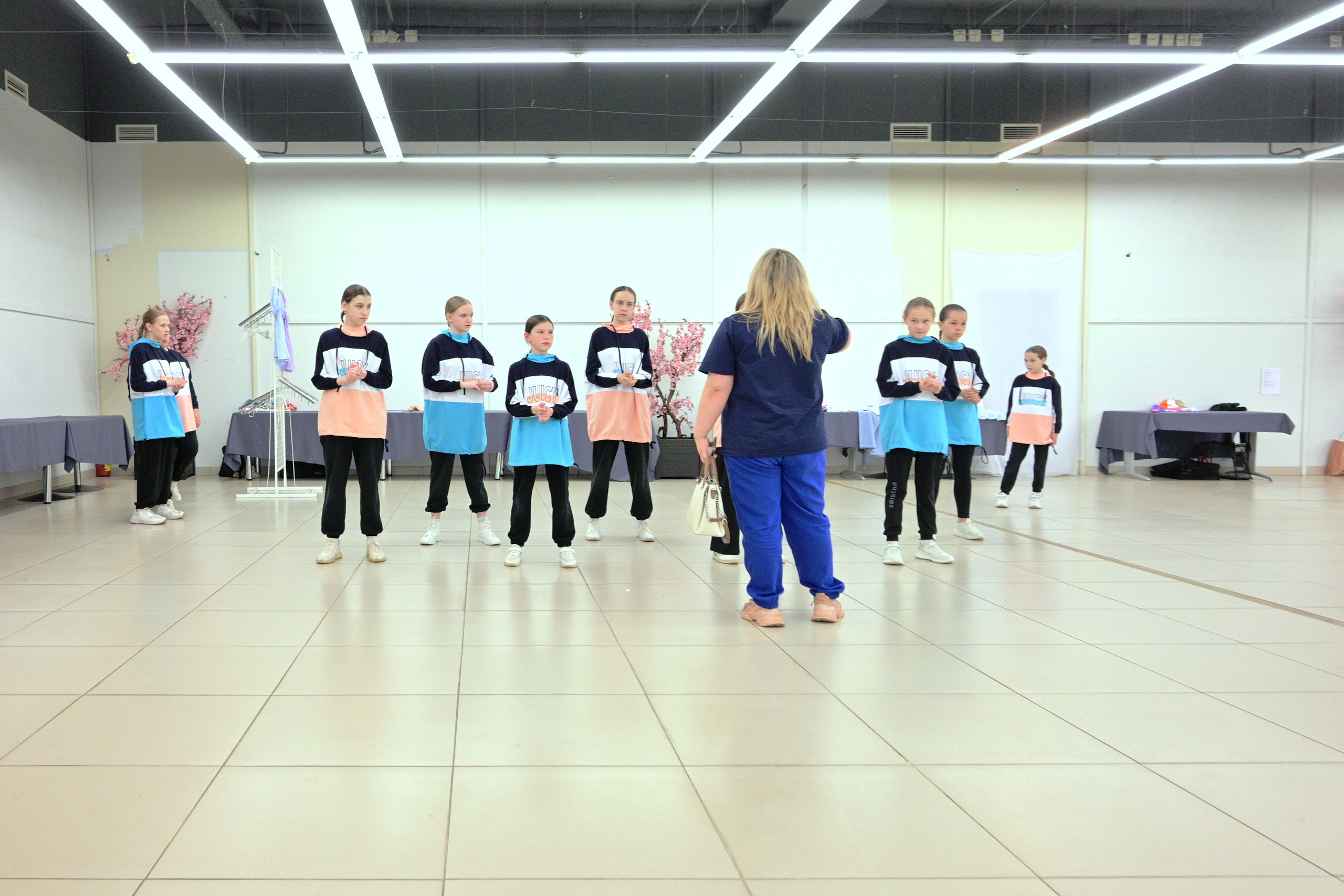 Показ Артплей в Евролэнд 09.06.2023. Фотограф в Иваново: Каталожная съемка одежды и постельного белья, Wildberries