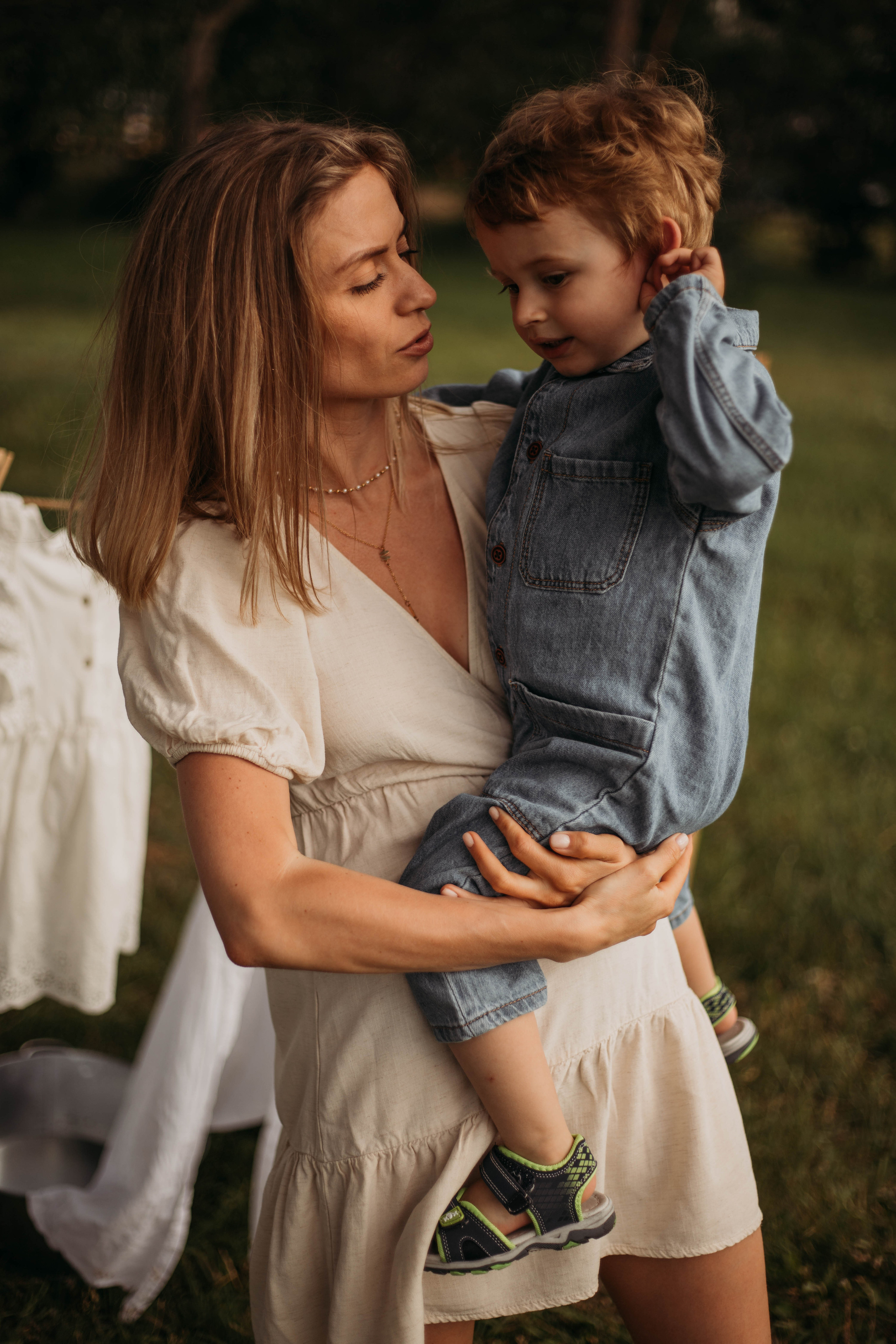 Фотосессия в парке Музы и Елисея. Венера Гайн. Репортажный фотограф  Тюмень. Обучение фотографии с 0