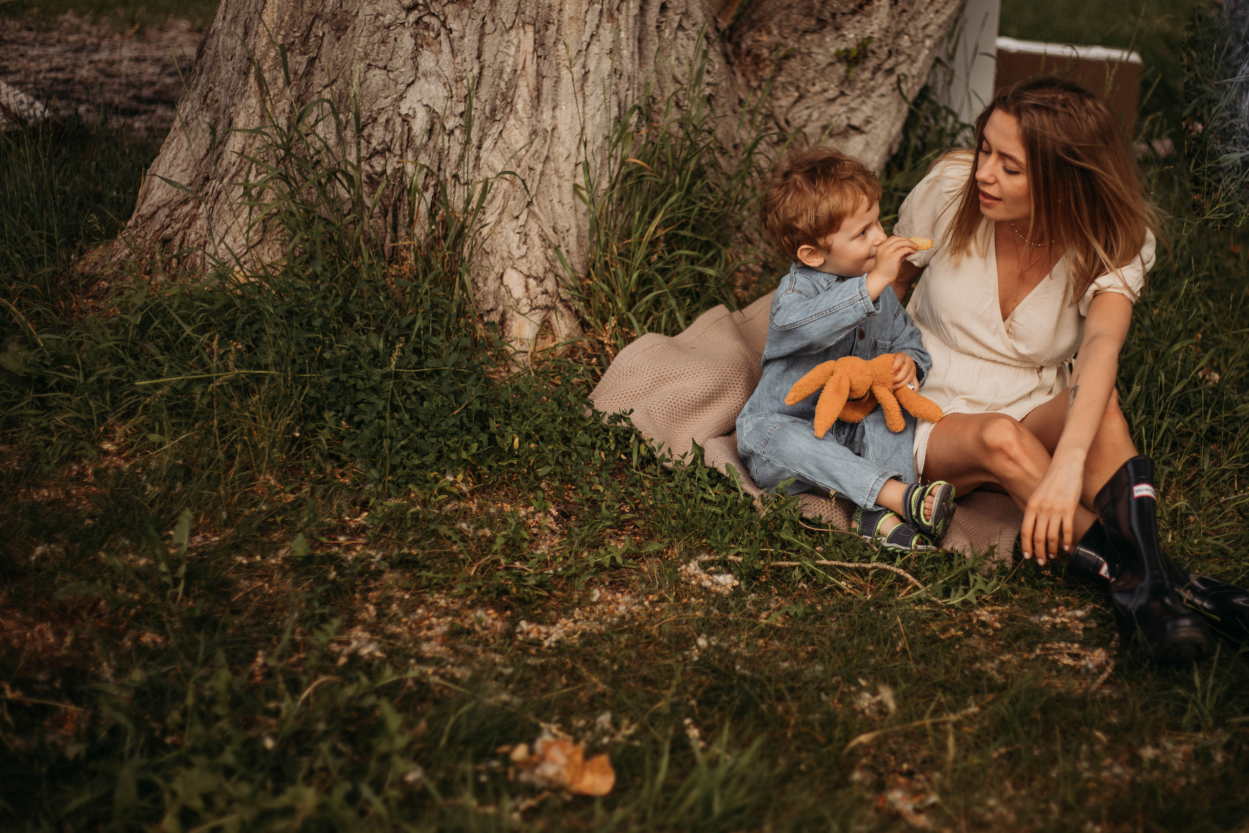 Фотосессия в парке Музы и Елисея. Венера Гайн. Репортажный фотограф  Тюмень. Обучение фотографии с 0
