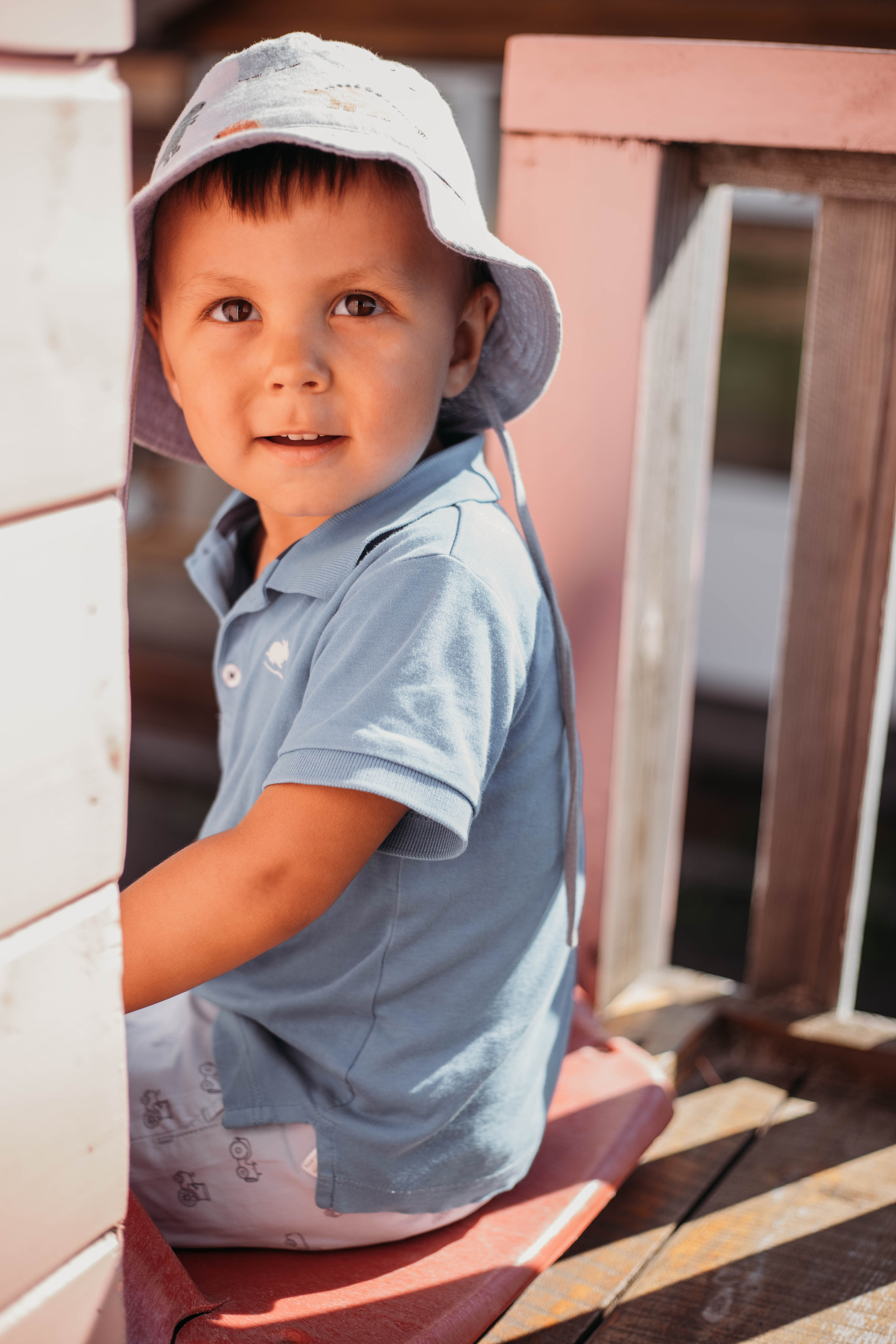 Домашняя семейная фотосессия семьи Людмилы. Венера Гайн. Репортажный фотограф  Тюмень. Обучение фотографии с 0