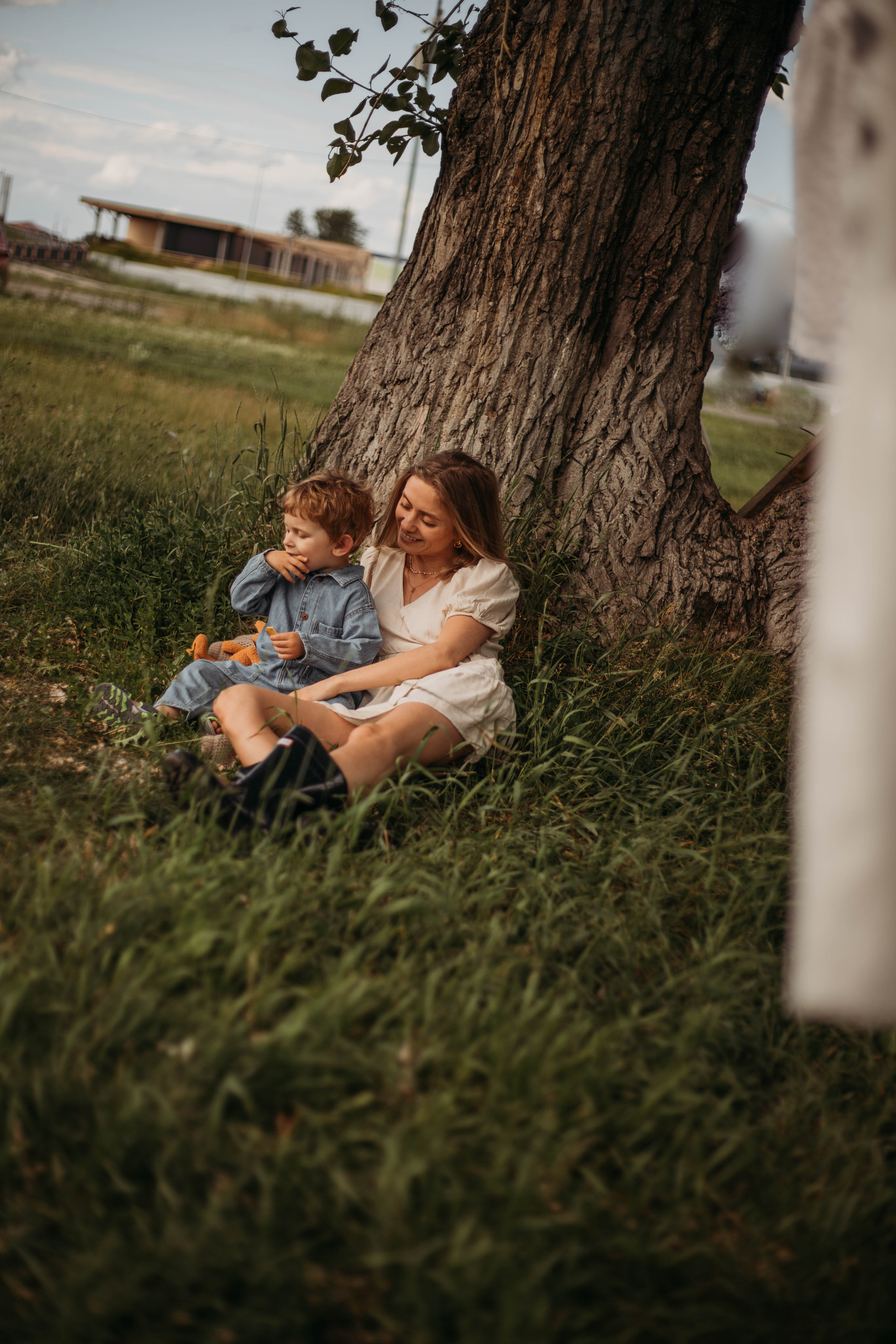 Фотосессия в парке Музы и Елисея. Венера Гайн. Репортажный фотограф  Тюмень. Обучение фотографии с 0