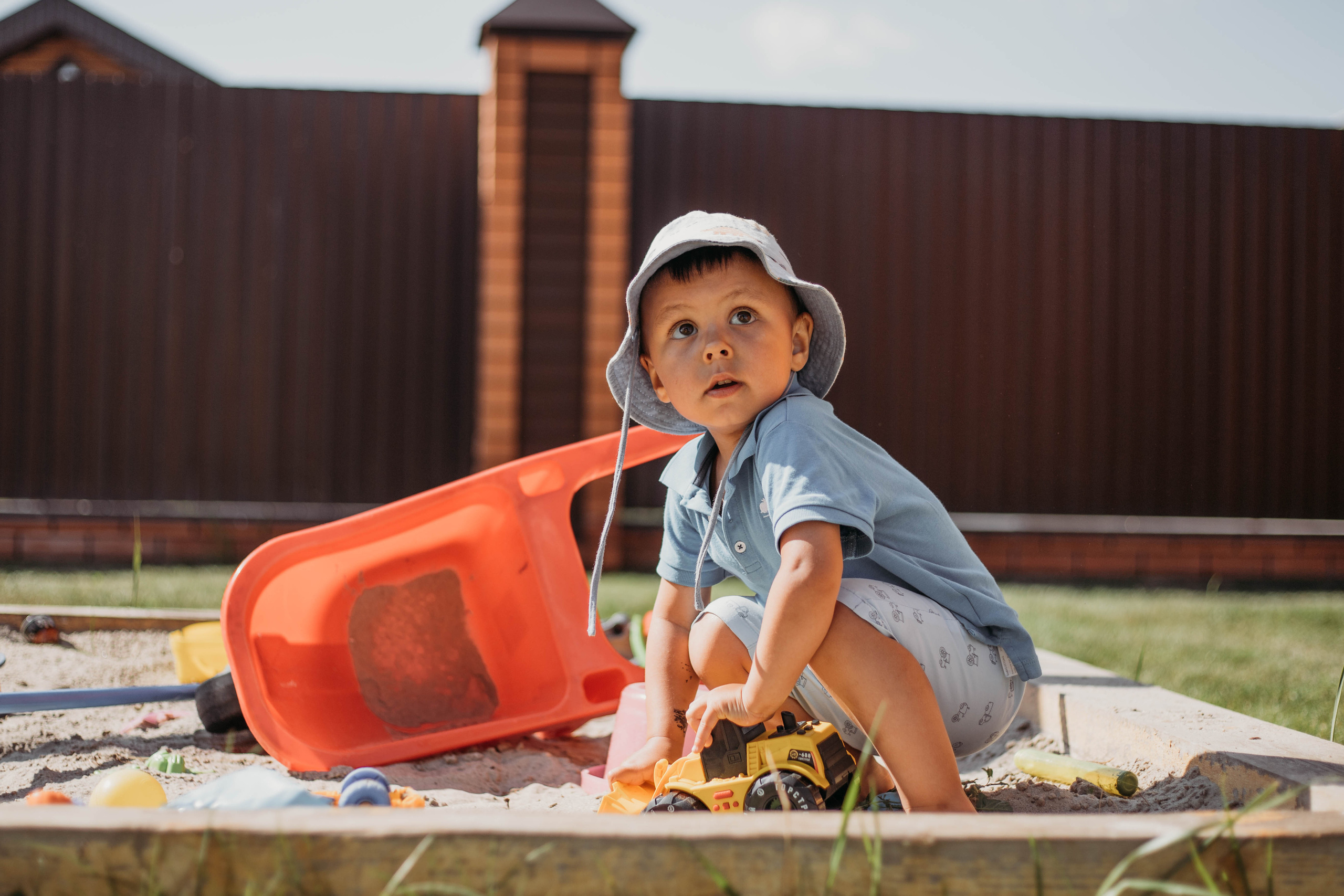 Домашняя семейная фотосессия семьи Людмилы. Венера Гайн. Репортажный фотограф  Тюмень. Обучение фотографии с 0