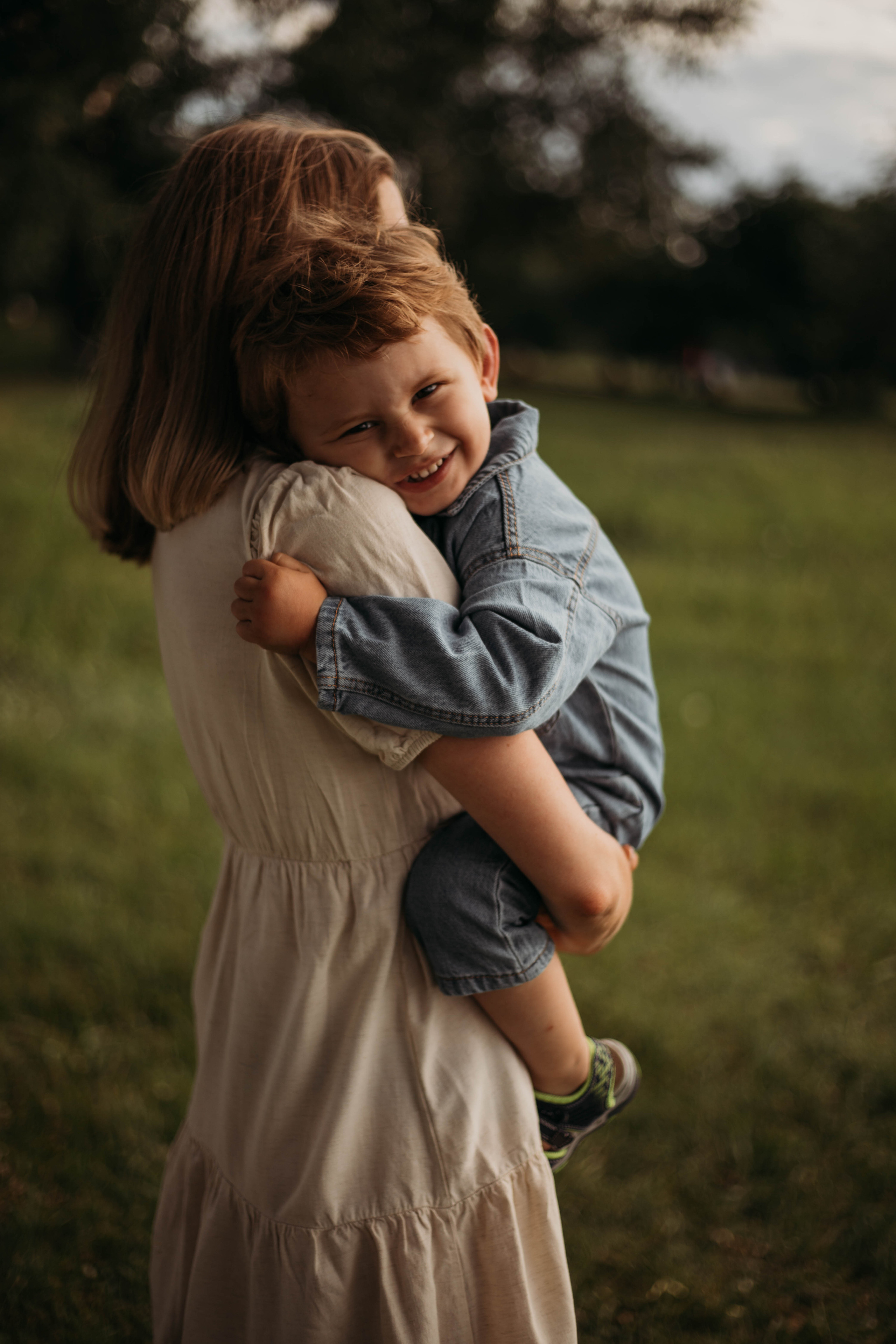 Фотосессия в парке Музы и Елисея. Венера Гайн. Репортажный фотограф  Тюмень. Обучение фотографии с 0