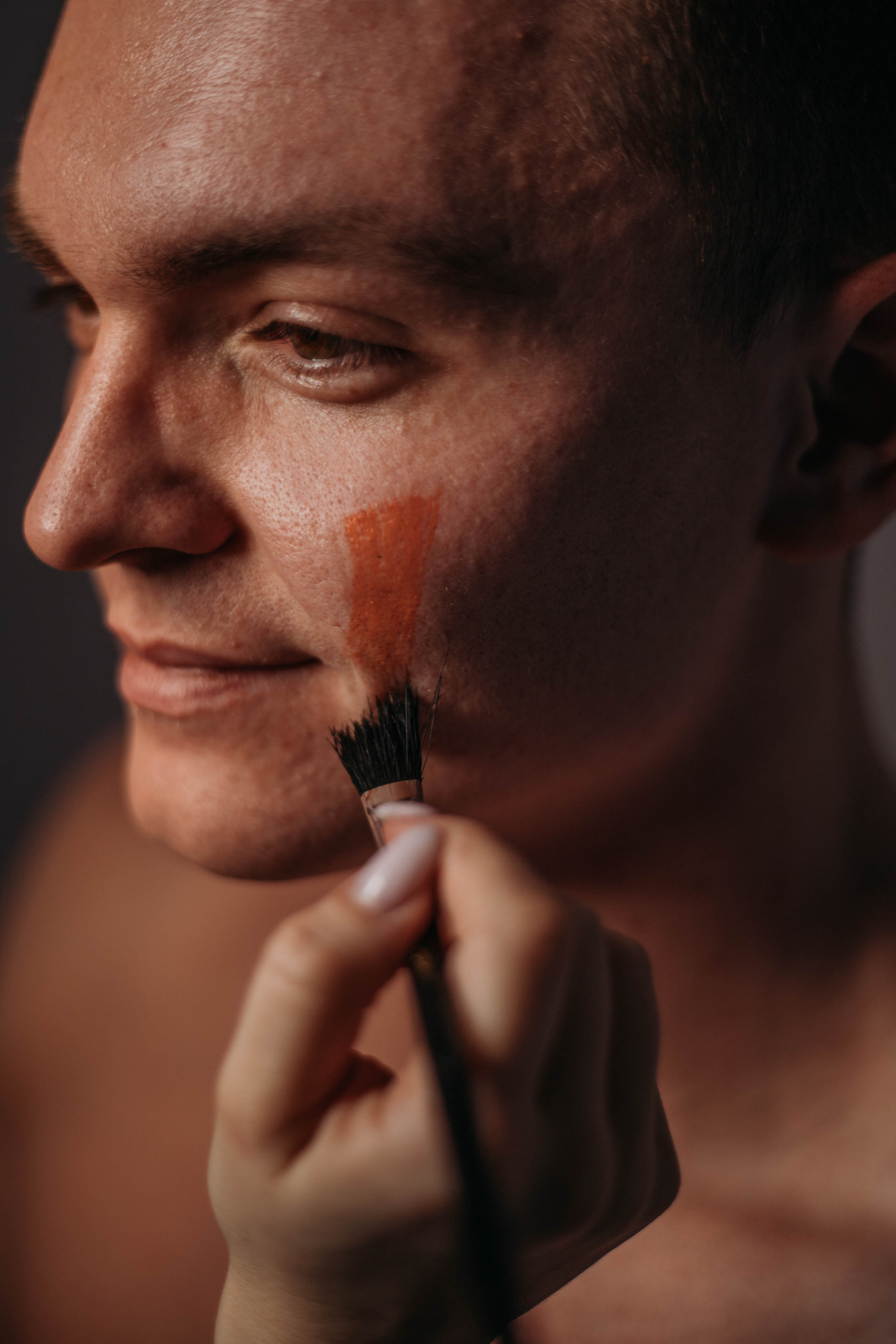 Чувственная домашняя фотосессия Владимира и Екатерины. Венера Гайн. Репортажный фотограф  Тюмень. Обучение фотографии с 0