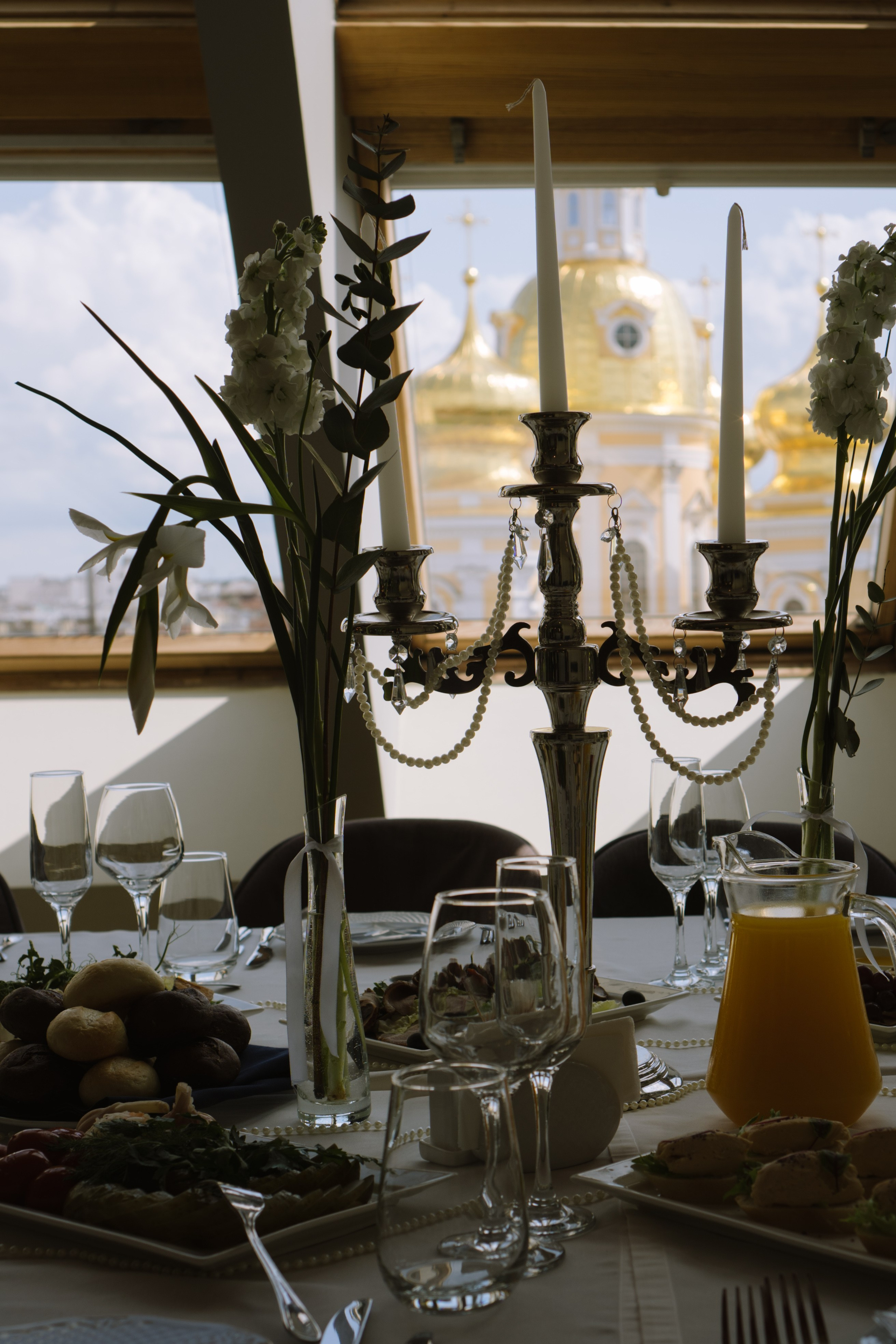 СВАДЕБНЫЙ БАНКЕТ НА ВЛАДИМИРСКОЙ В САНКТ-ПЕТЕРБУРГЕ (КАМЕРНАЯ СВАДЬБА). Профессиональный фотограф, Санкт-Петербург — Виктория Богомолова