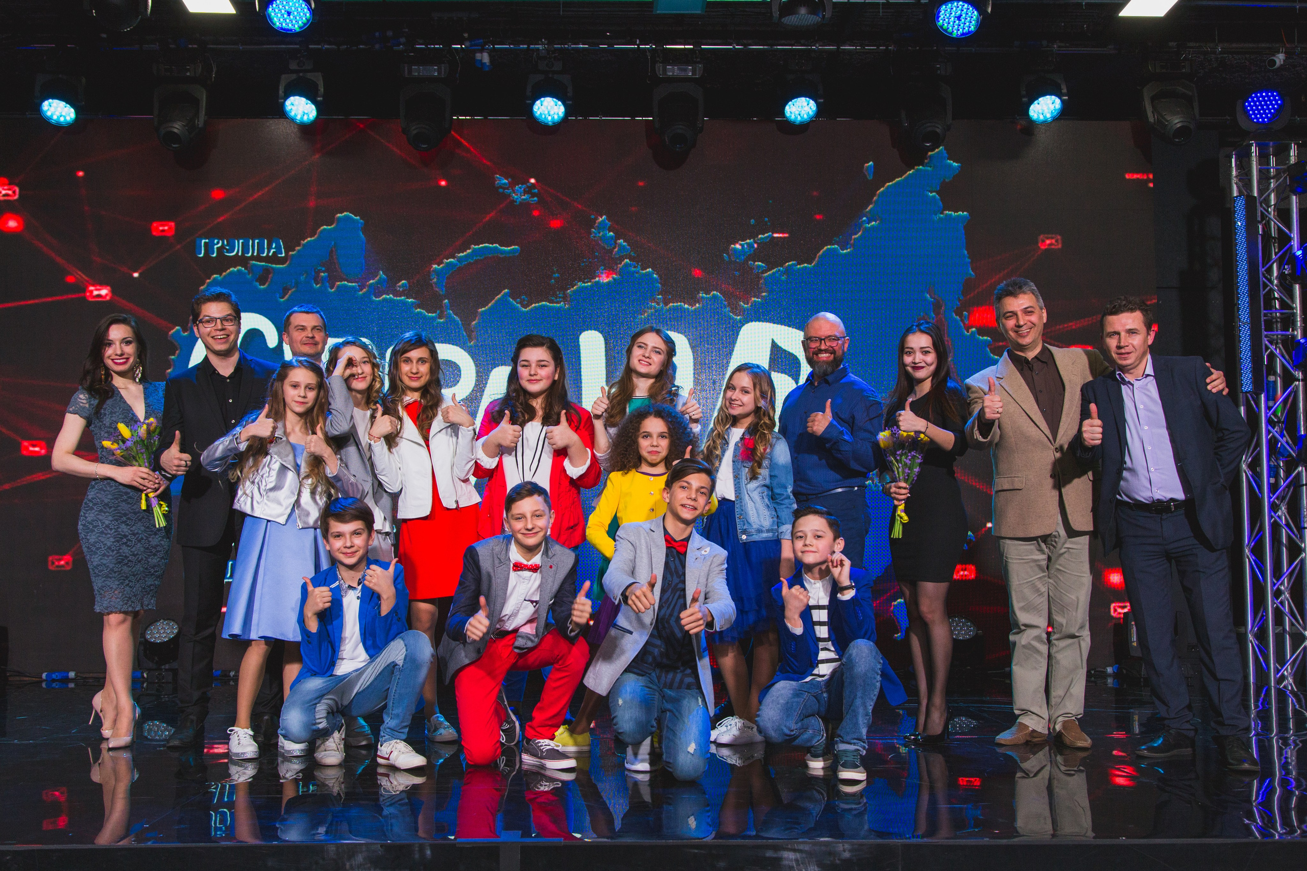 О2ТВ группа СТРАНА. Видеооператор/Фотограф Николай Завьялов