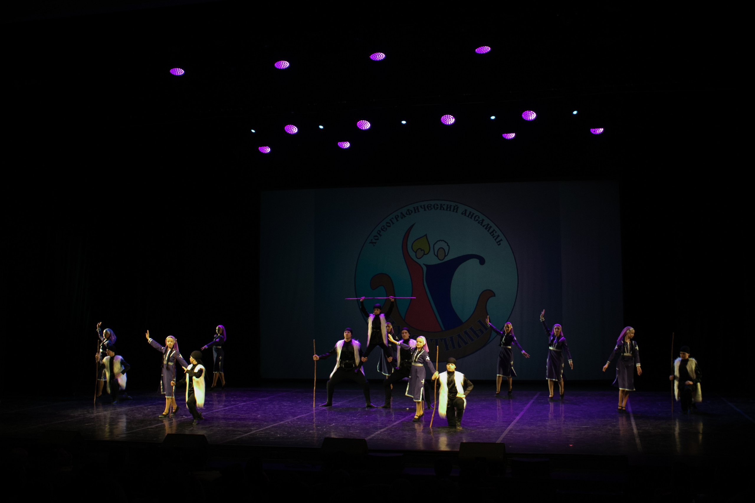 Концерт, грузинские танцы. Art photographer Nino