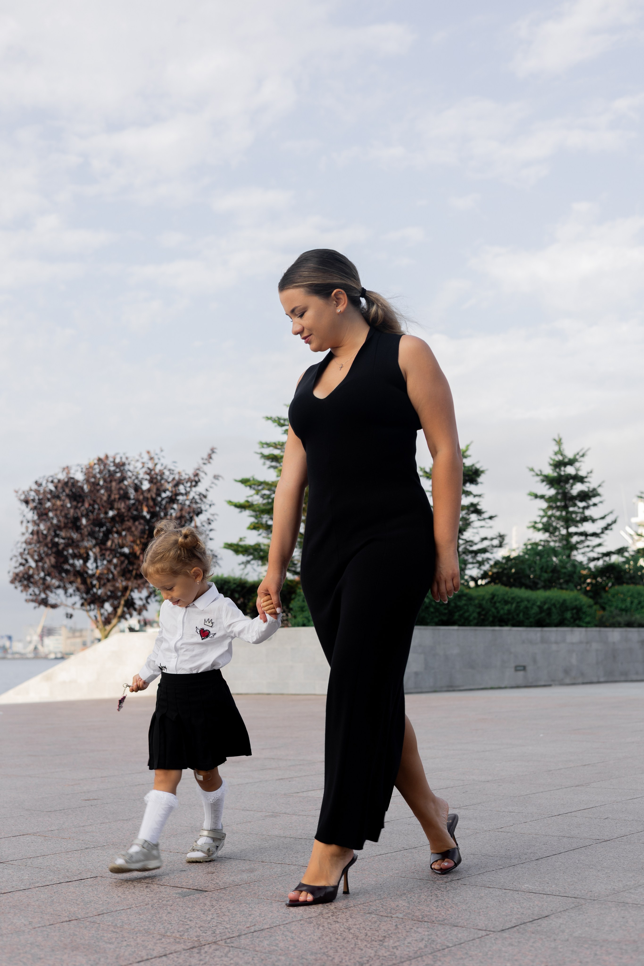 Эмилия с мамой. Портретный, свадебный, репортажный фотограф во Владивостоке Юлиана Джули Фокс