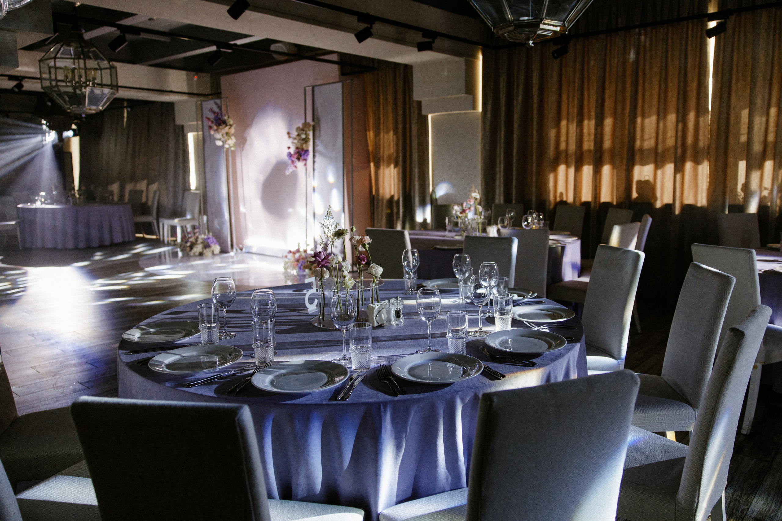 Денис и Юлия. Dieci. Свадебный фотограф Балчугова Мария Екатеринбург