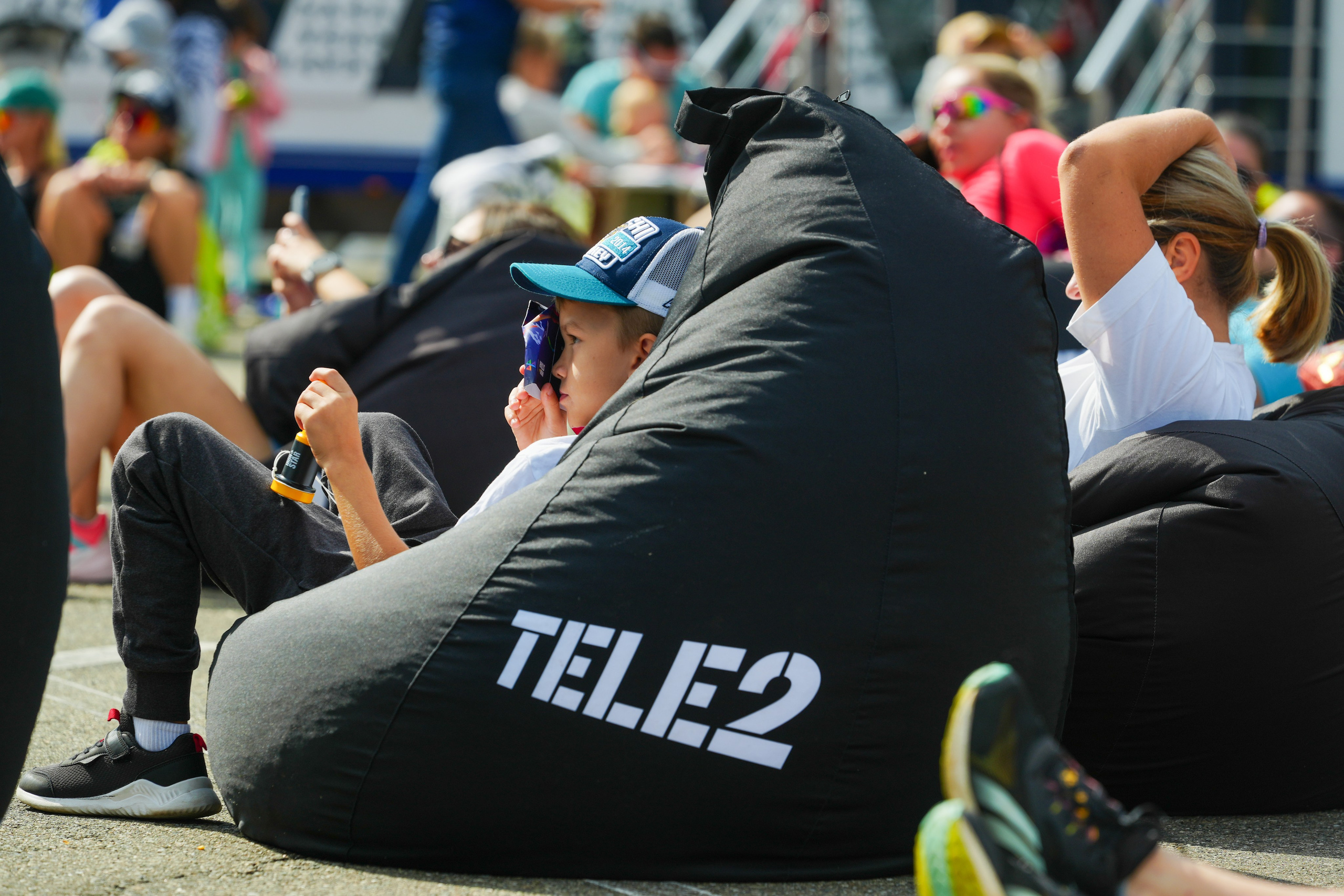 Фотоотчет партнерской интеграции для компании TELE2 на фестивале Ironstar. Репортажный фотограф в Красной Поляне и Сочи Павлюченко Екатерина