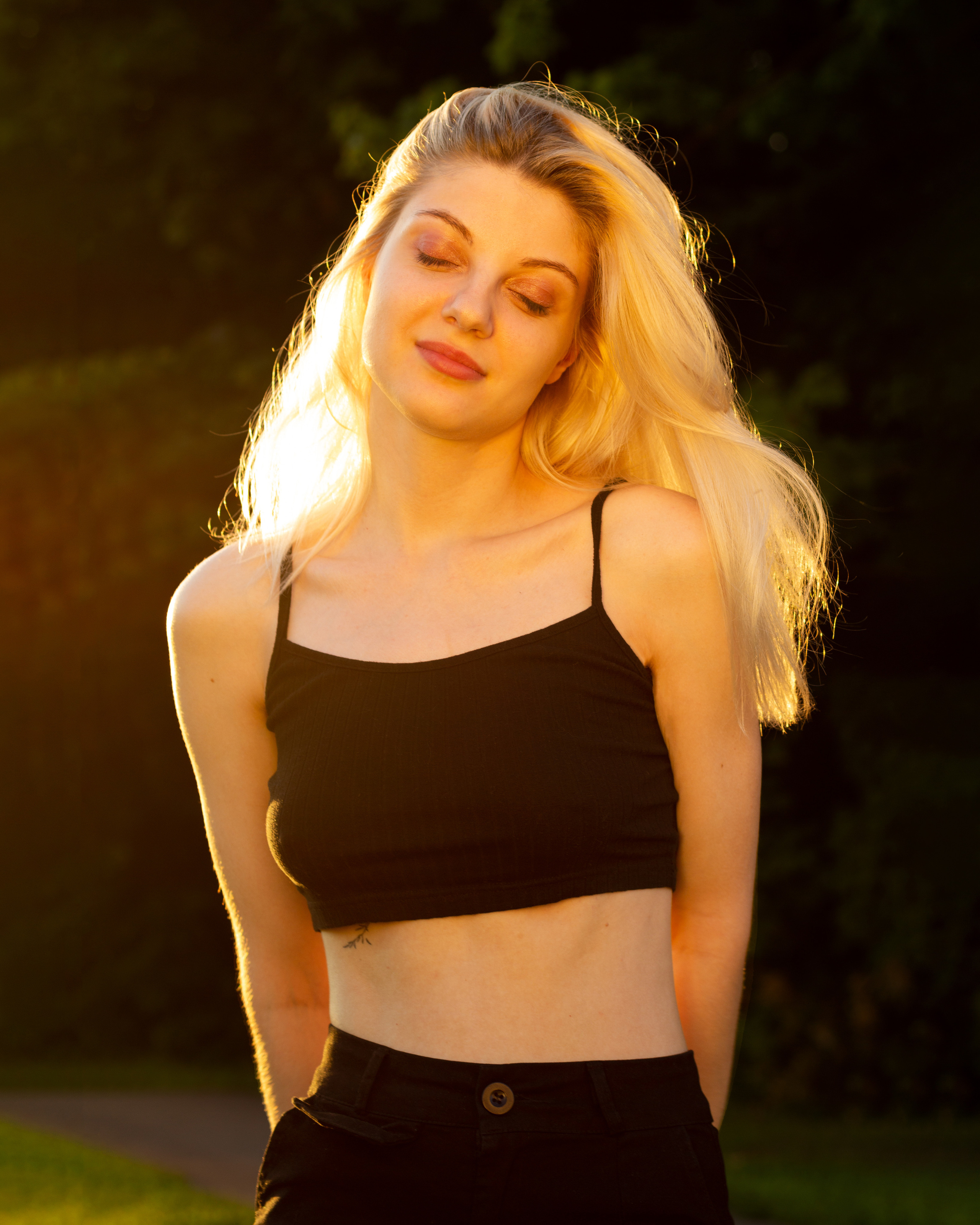 Альбом фотографий — Закат на траве. Николай Мокрицкий — Фотограф в Москве и Московской облости