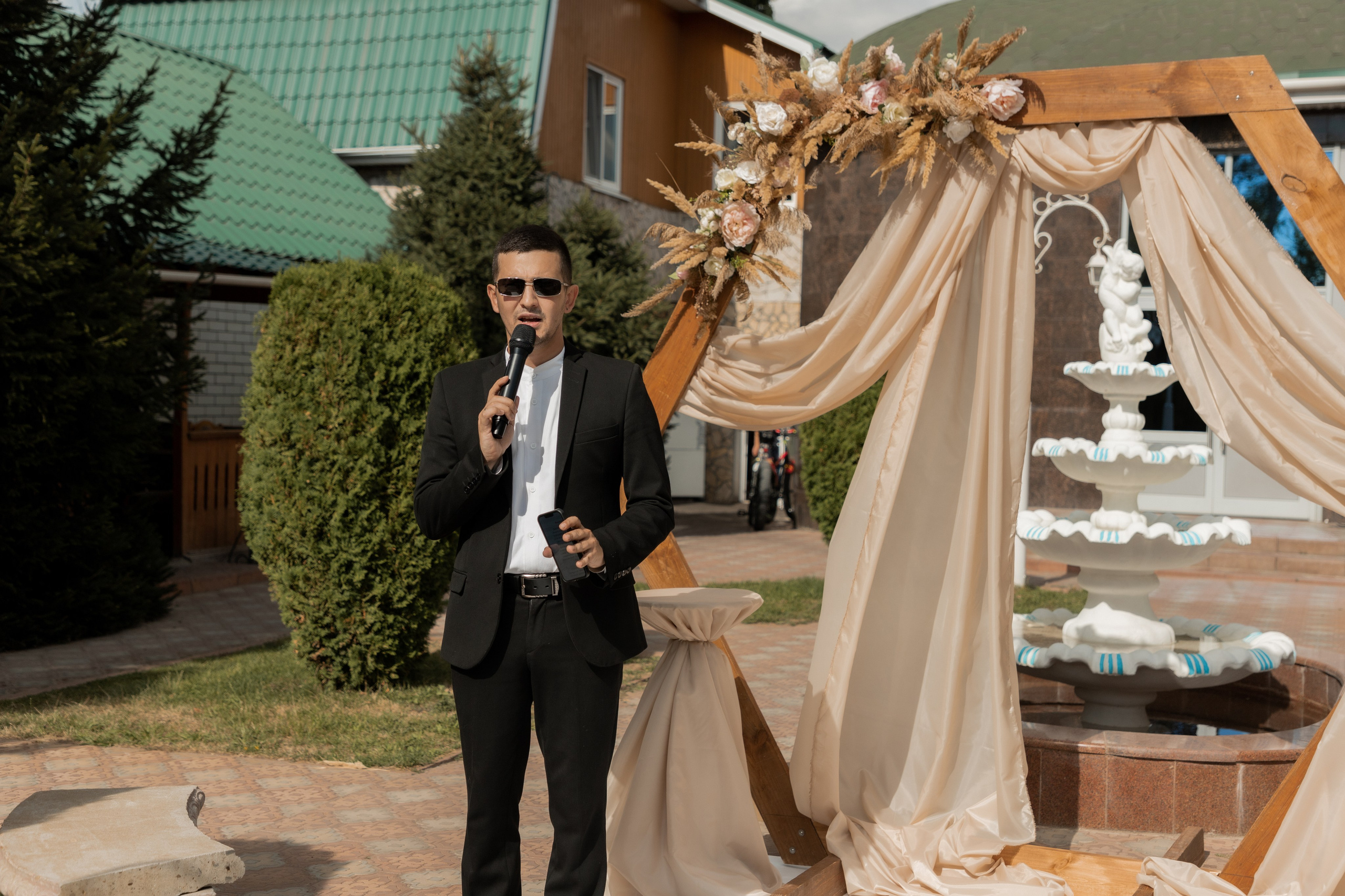 Роман и Александра (банкет). Свадебный фотограф Ангелина Сунгатулина | Саратов | Балаково | Вольск