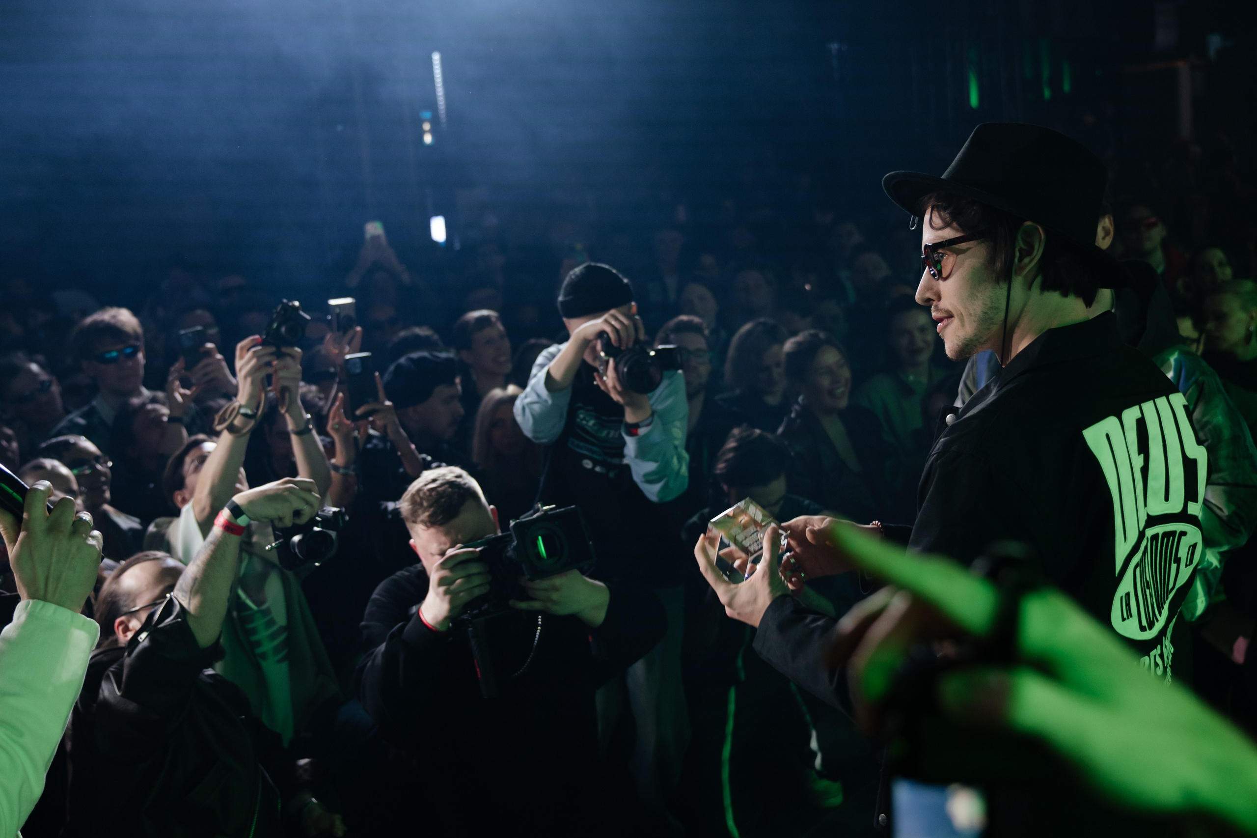 TOP100 AWARDS / 2025. Свадебный фотограф в Москве Евгений Рыжов