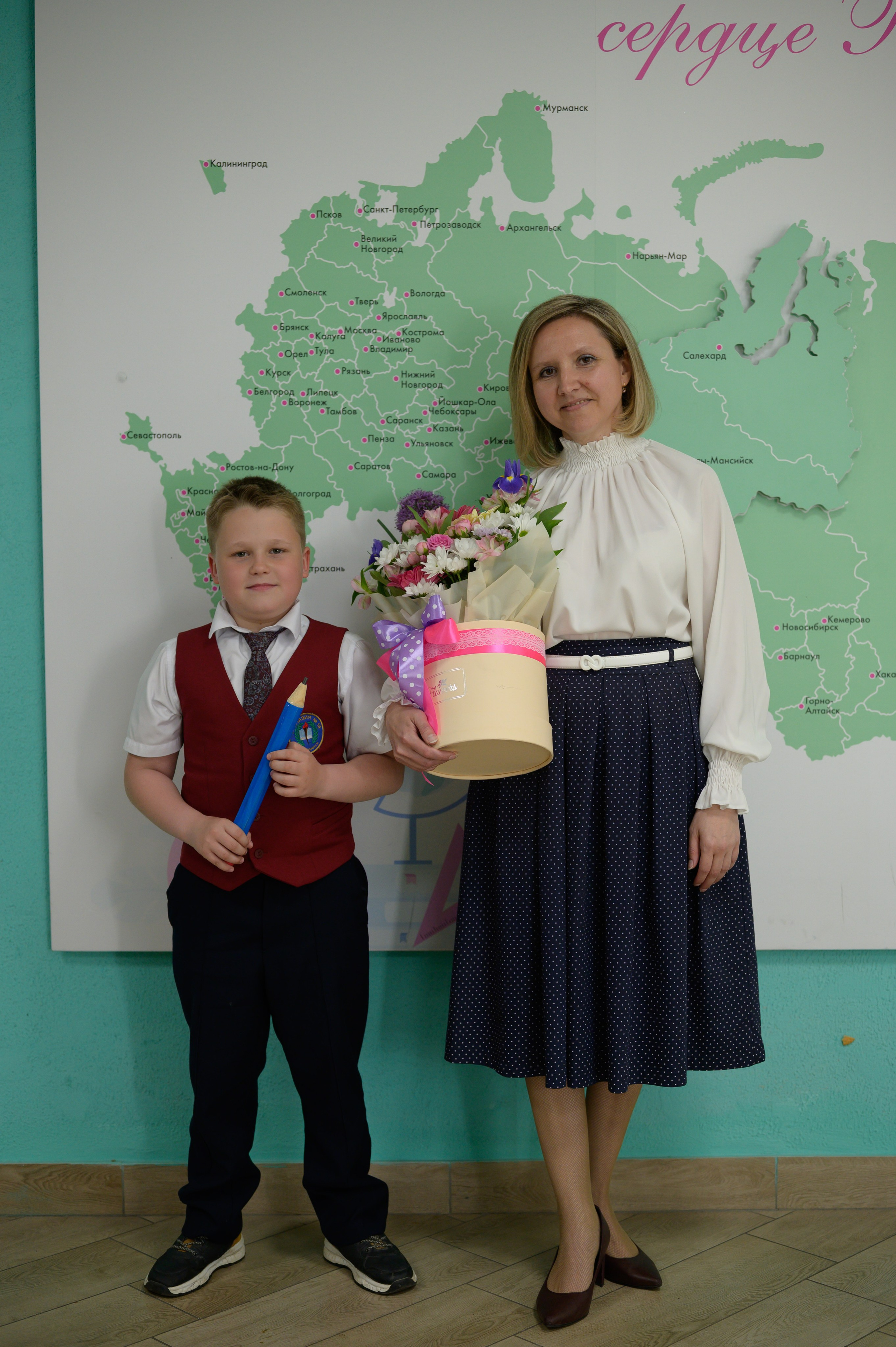 Выпускной 4Б гимназия № 16. Фотограф новорожденных, семейный детский в Тюмени Татьяна Морозова