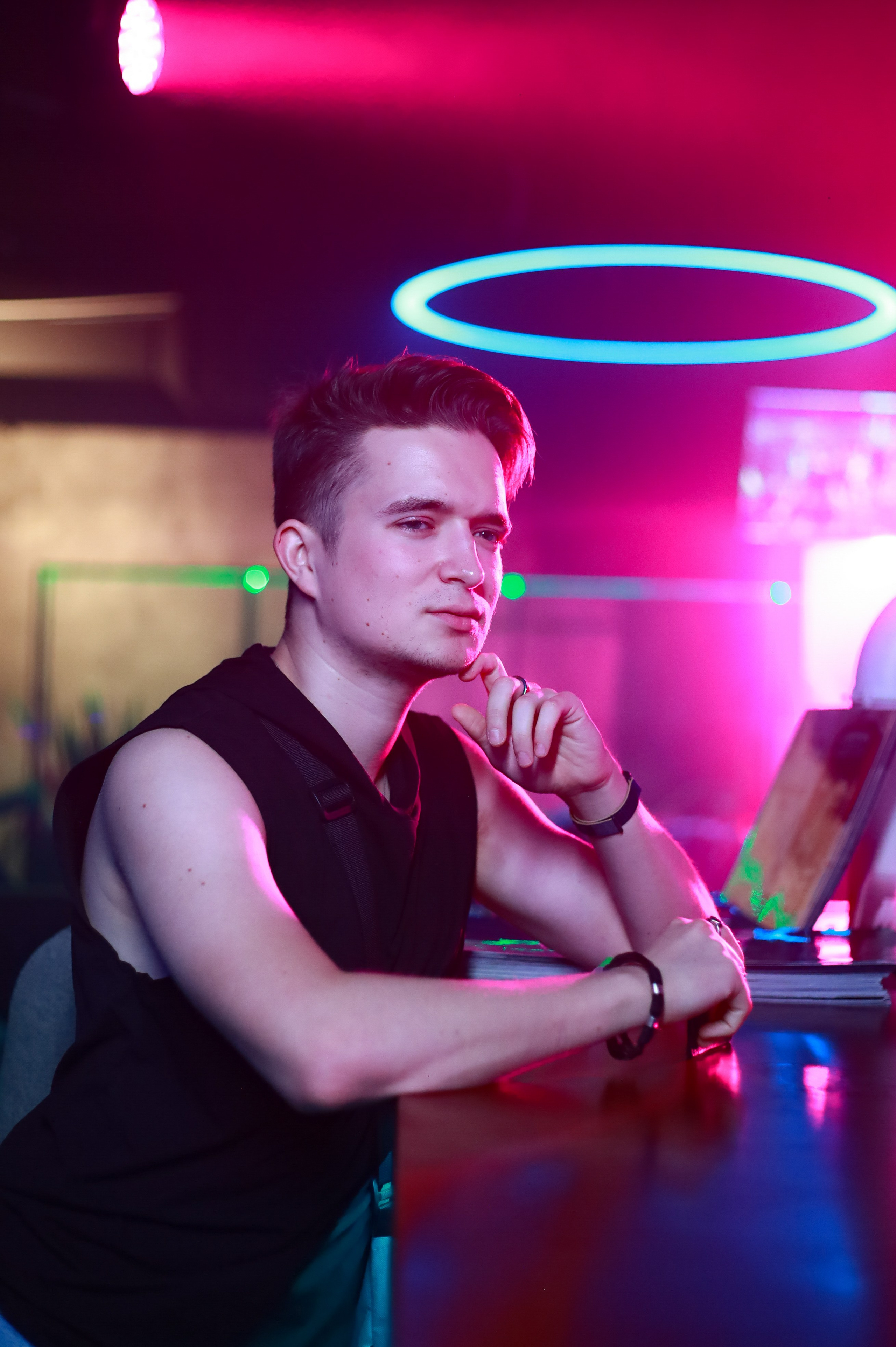 Клуб Резиденция лучшее. Контакты