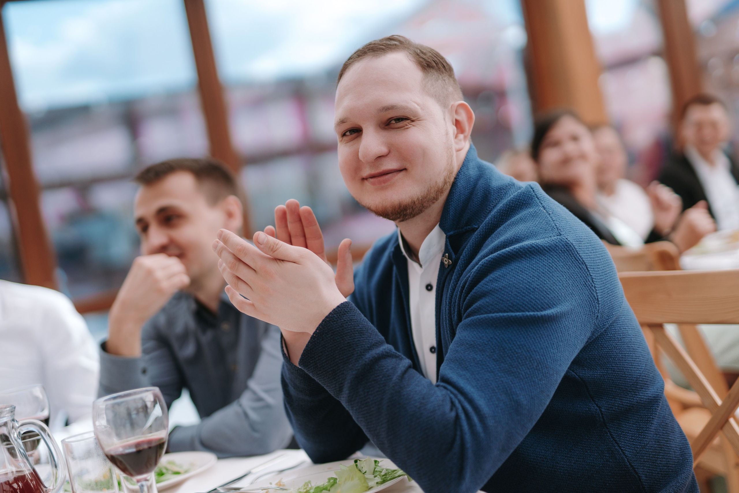 Свадебная фотосессия Радика и Дианы — Уфа, Nesterov Plaza, ЖК Империал, Президент Отель, шатёр М5