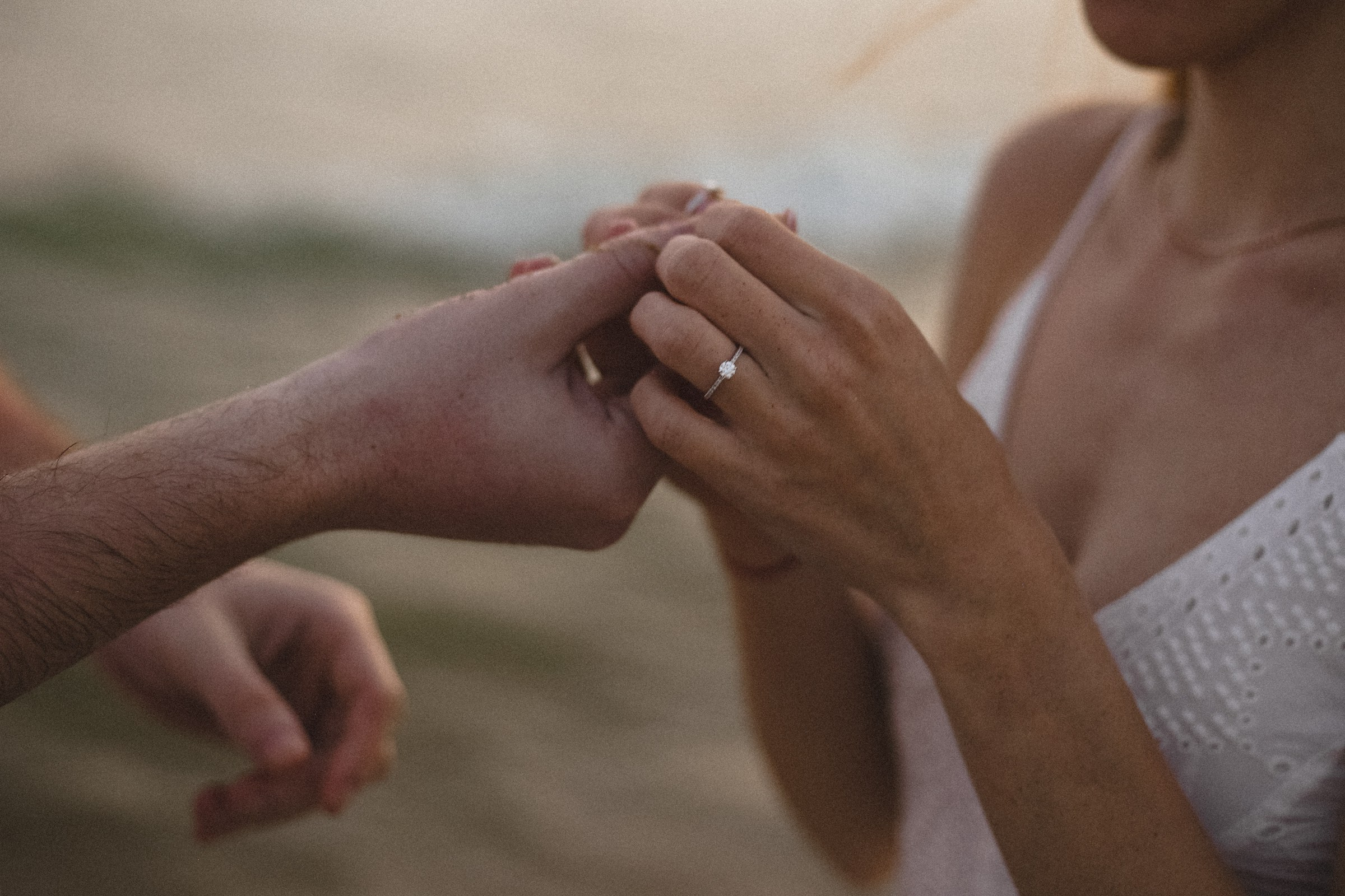Фотосессия предложения руки и сердца на берегу моря. Семейный, love story, свадебный фотограф Анапа