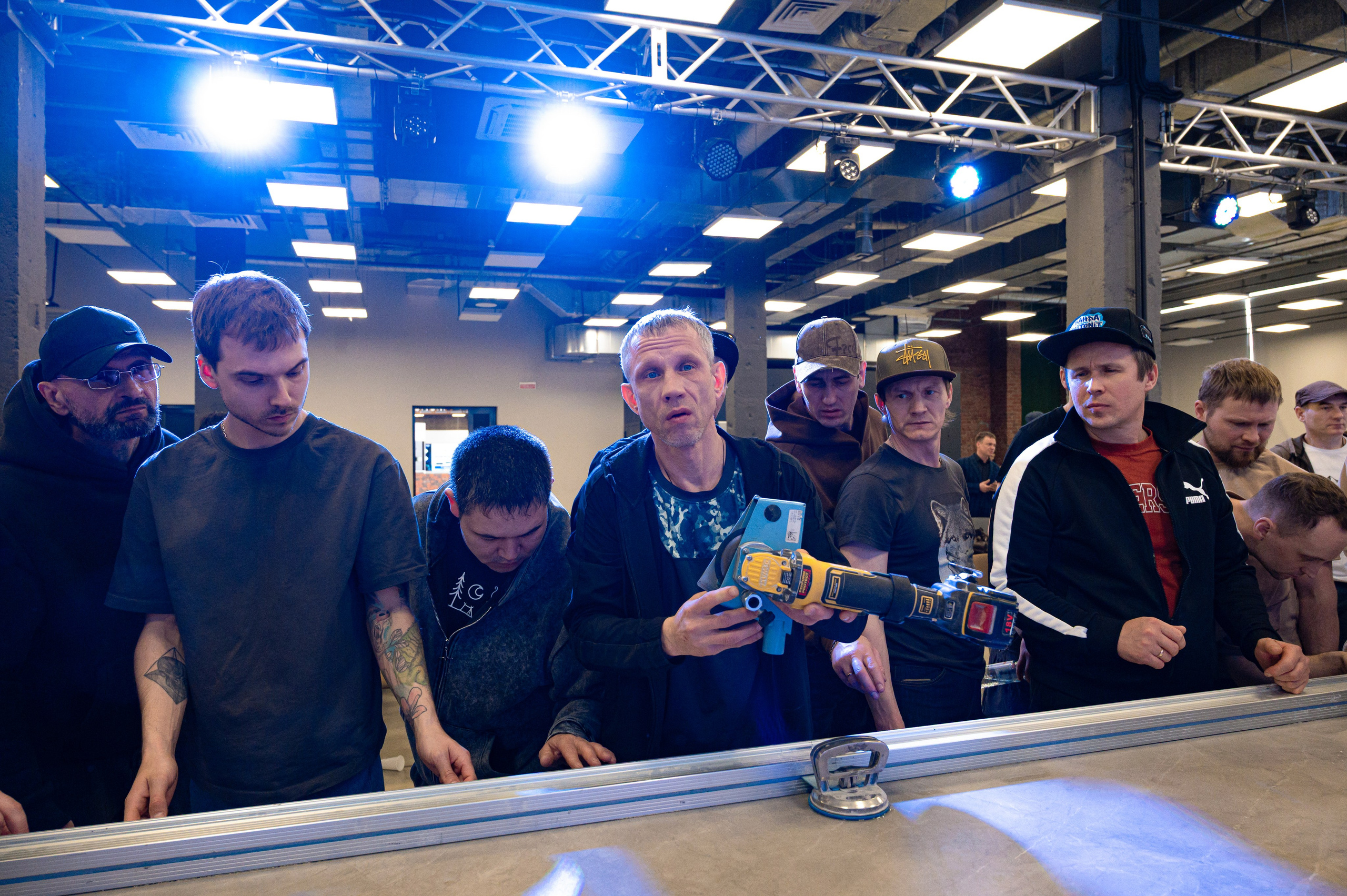 Форум от компании строительных материалов «Plitonit». Репортажный фотограф