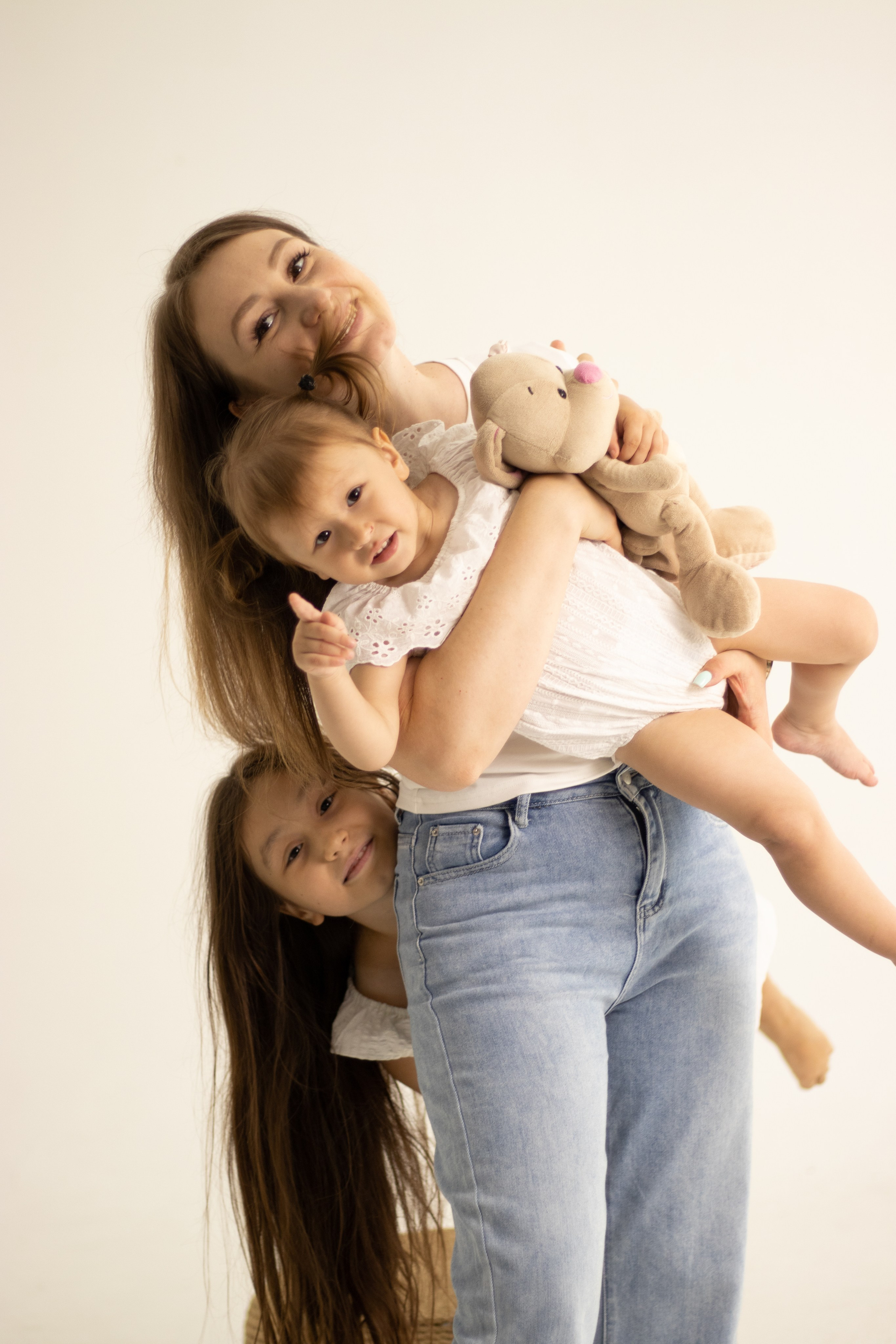 Студийная фотосессия. Фотограф в Астане, индивидуальная, семейная, домашняя фотосессия