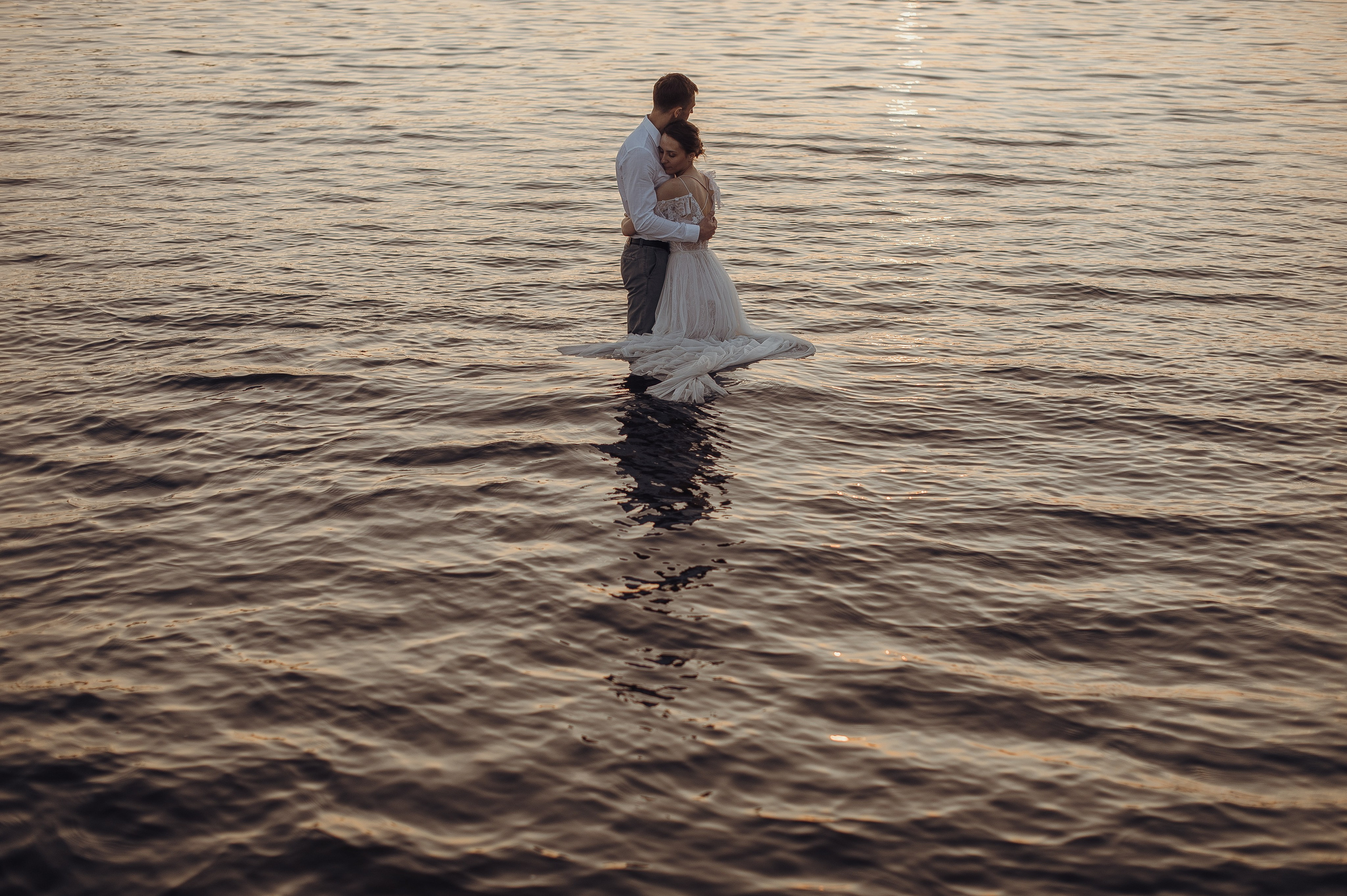 Свадебный вечер Ивана и Татьяны, любовь на закате. Свадебный фотограф в Ярославле Денис Медоваров