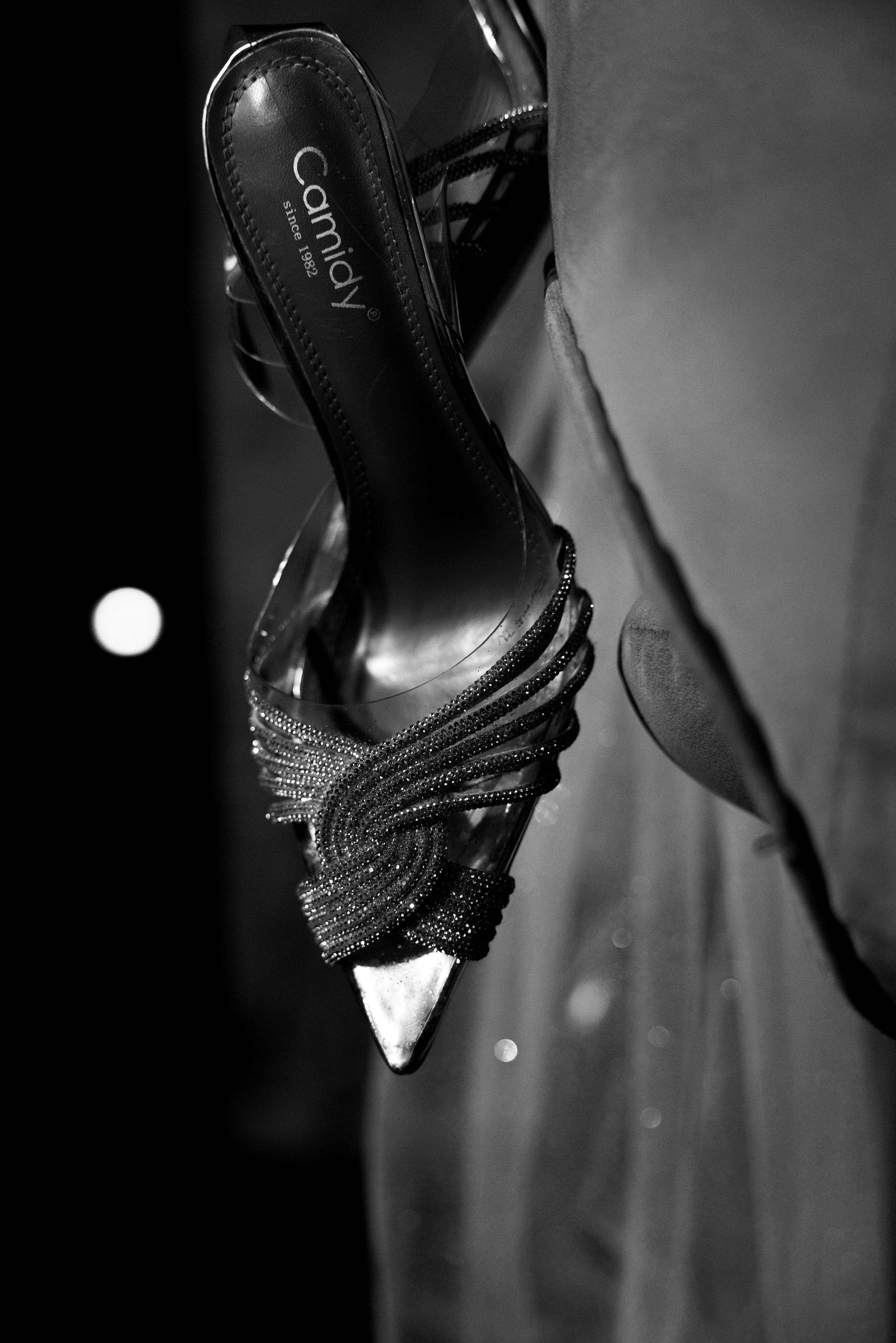 Свадебная серия в баре. Свадебный и семейный фотограф  во Владивостоке Ольга Украинец