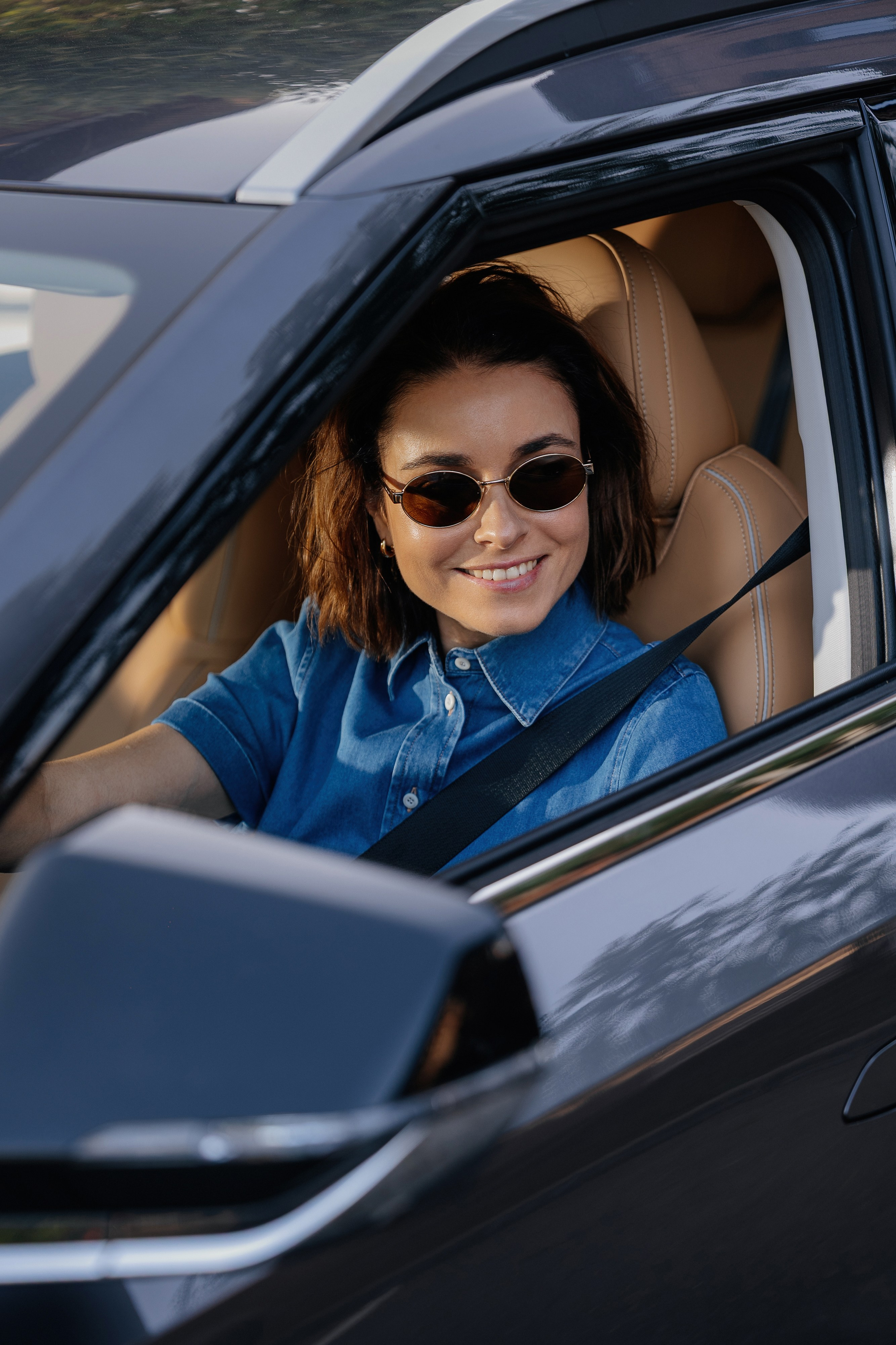 Ирена Понарошку сидит за рулем GAC