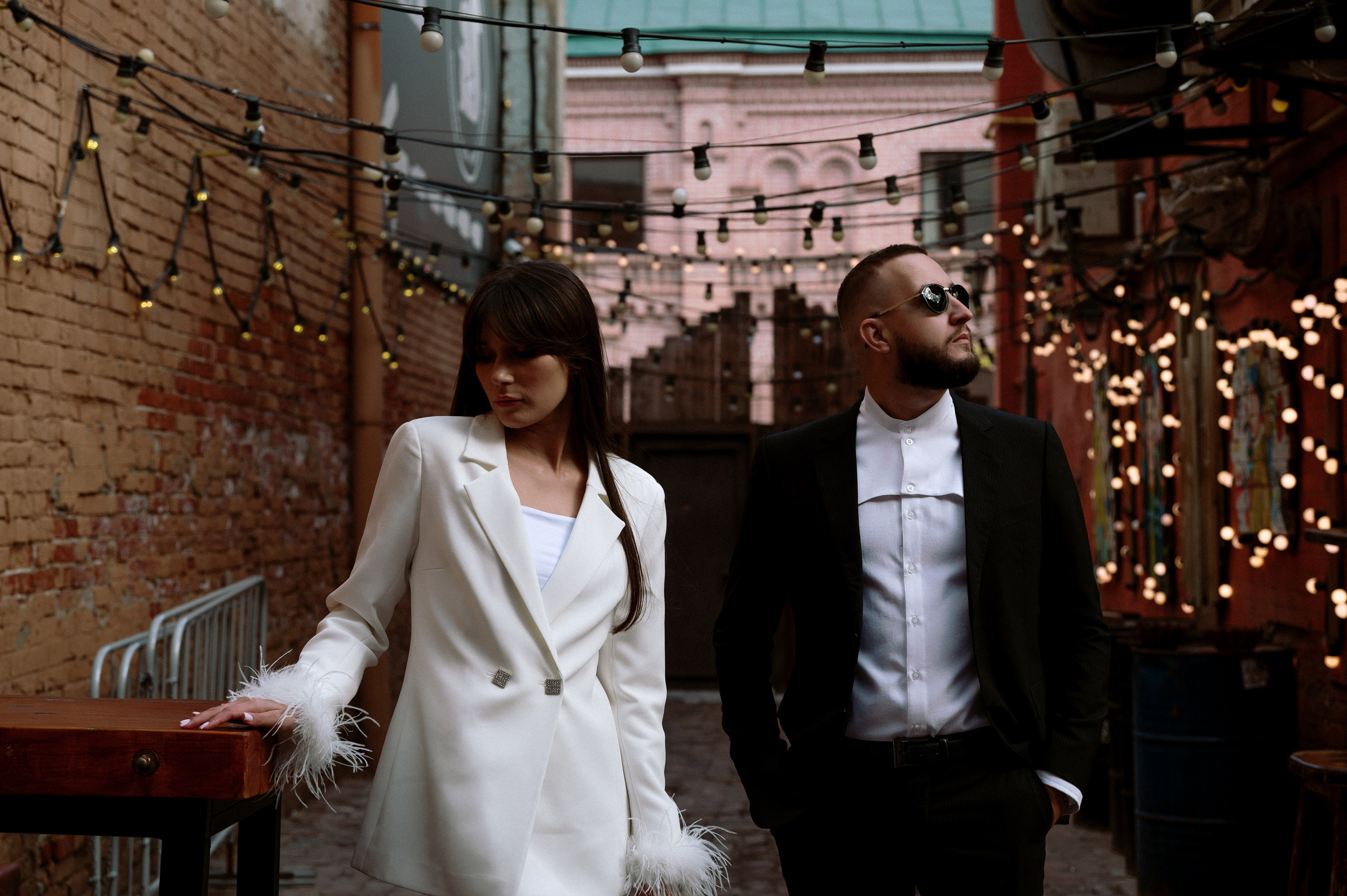 Astrakhan street wedding. Wedding photographer