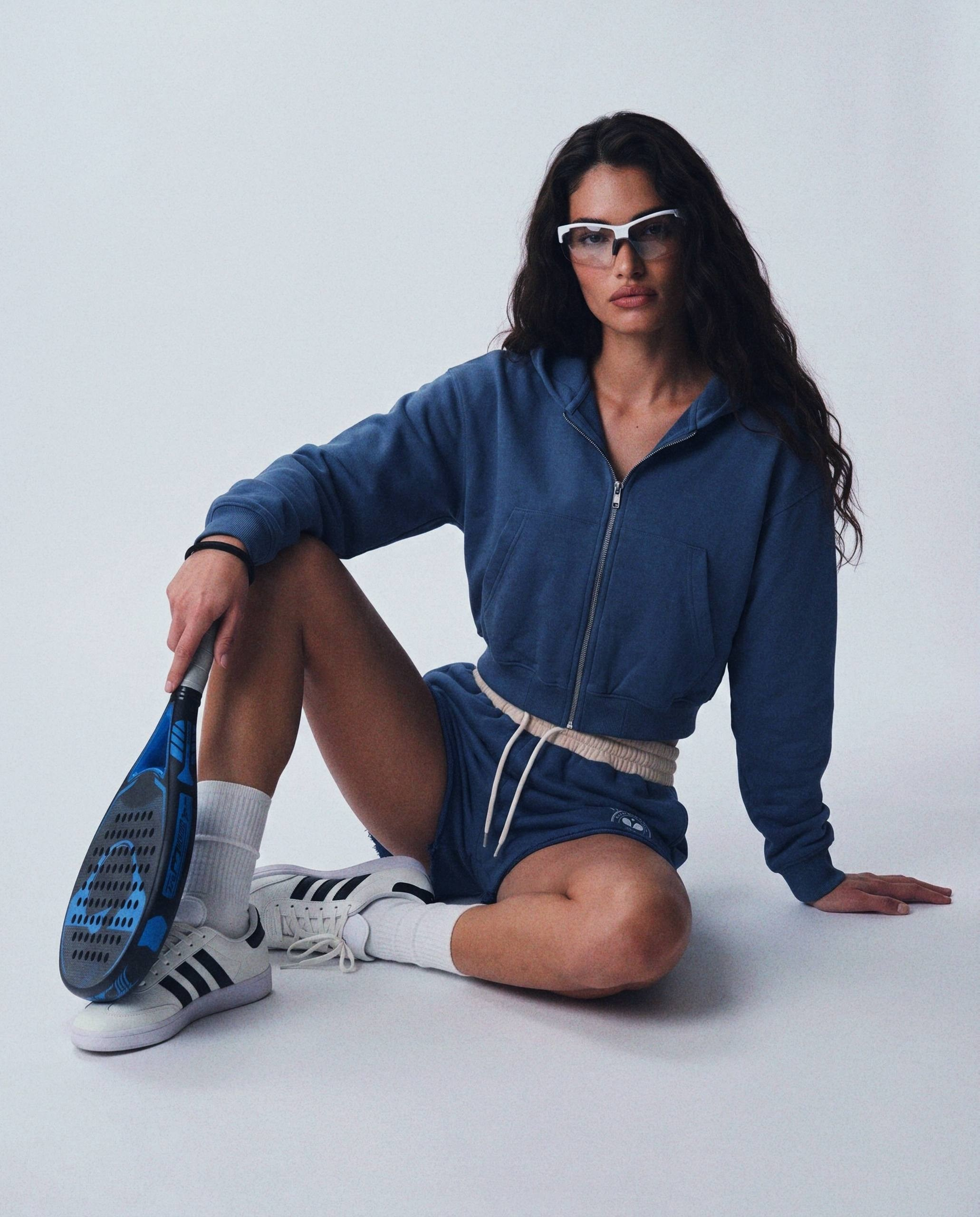 Clothing brands / бренды одежды. AI — креатор