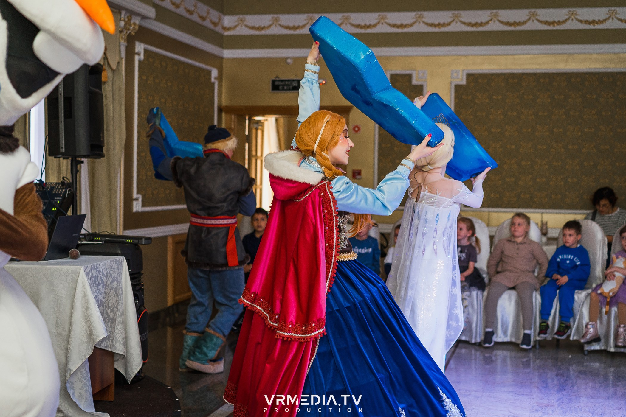 ХОЛОДНОЕ СЕРДЦЕ в ресторане «Империя»