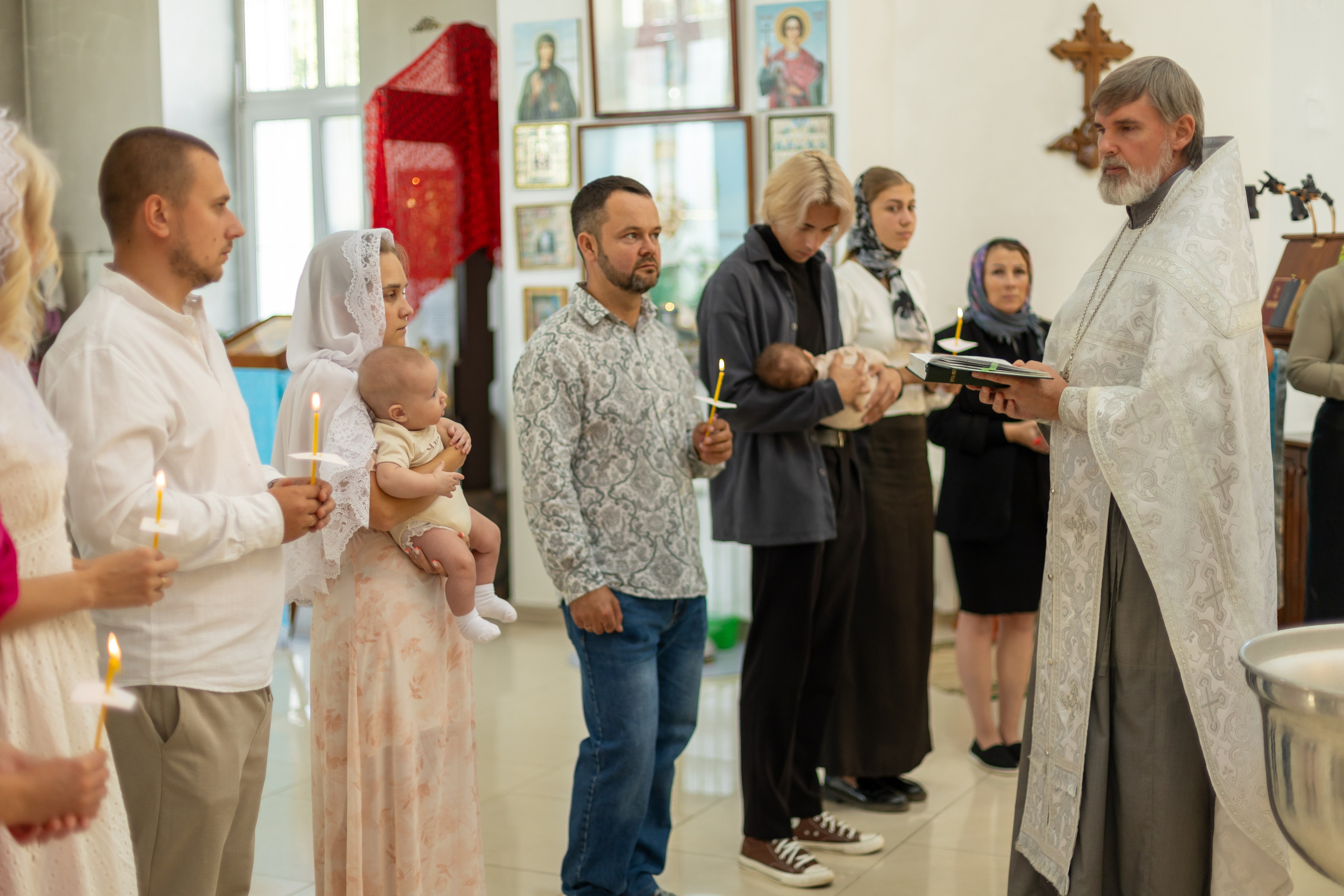Крещение Артёма (все фото с таинсвта крещения). Фотограф новорожденных. Детский и семейный фотограф Марьяна Юдина