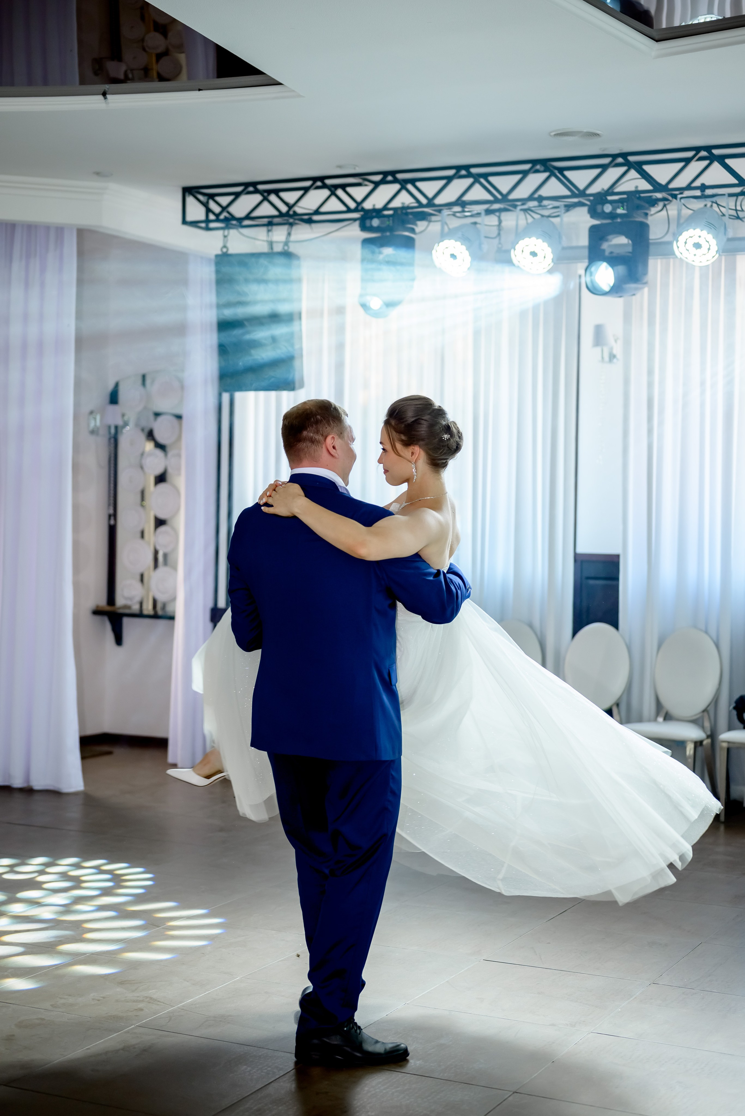 Банкетная часть (1). Юлия Басня семейный и свадебный фотограф в Донецке