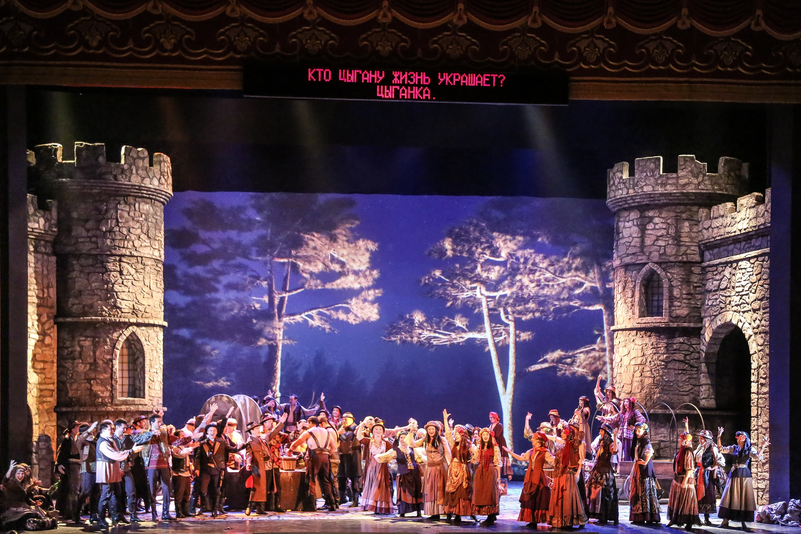 Казанский «Трубадур». Дарья Письменюк / Darya Leitstern — фотограф, музыкант, журналист, путешественник