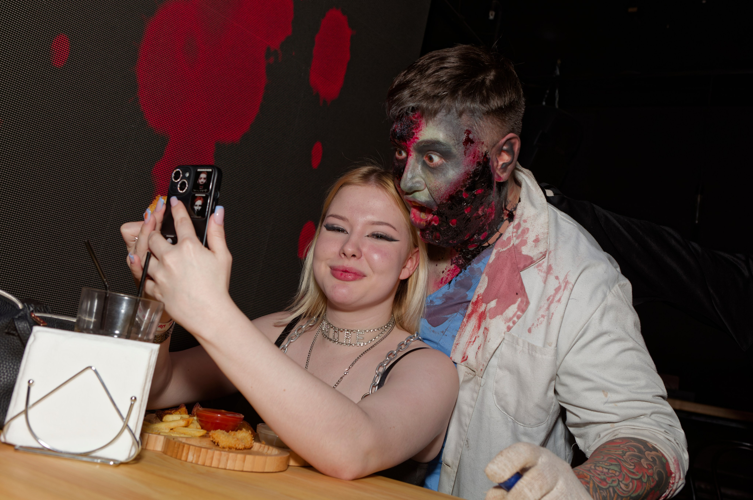 «Страшная вечеринка». Кутузов Евгений Фотограф в Южно-Сахалинске