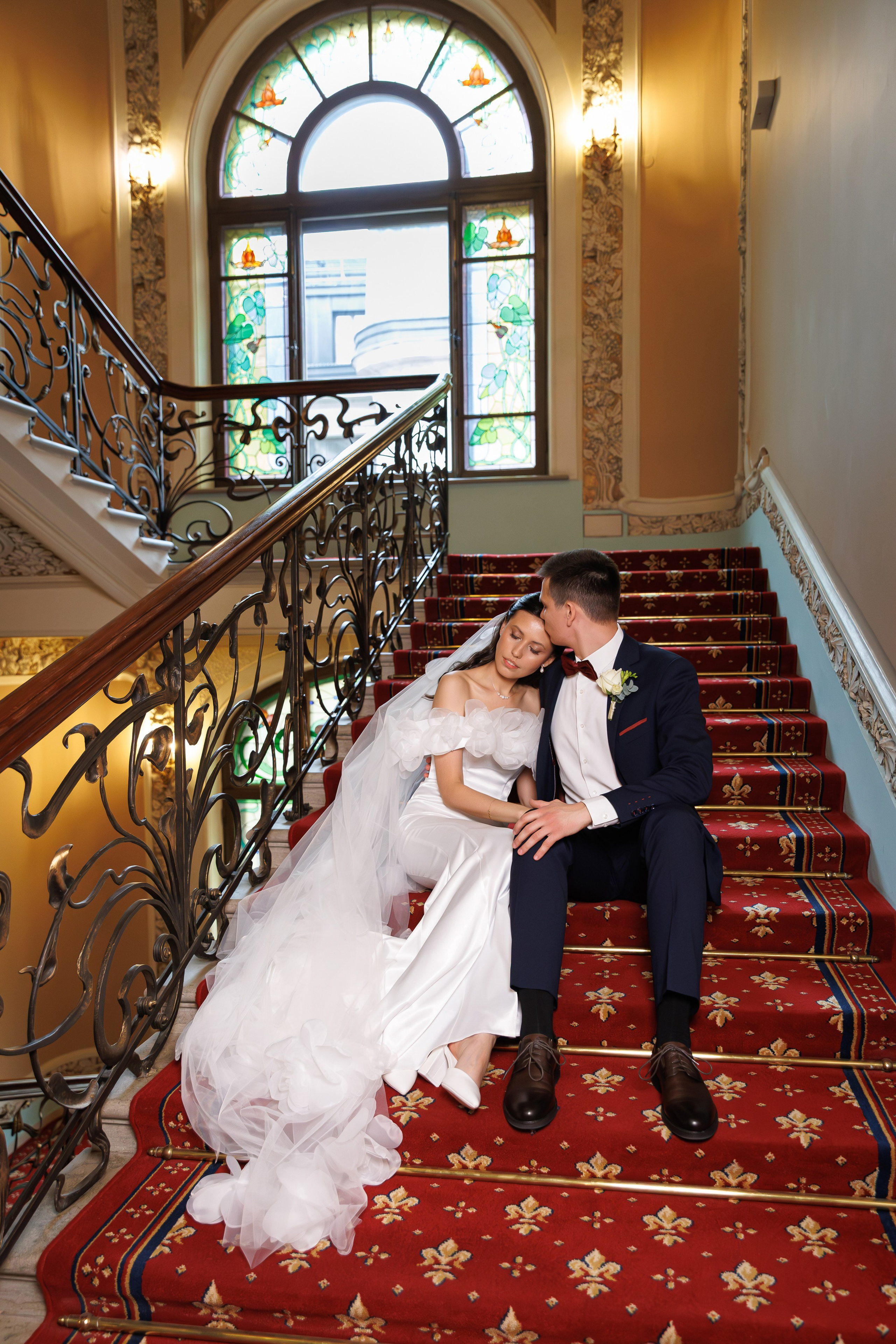 Свадебная фотосессия и сборы в гостинице Националь. Свадебный фотограф Москва и МО Сергей Киржаев