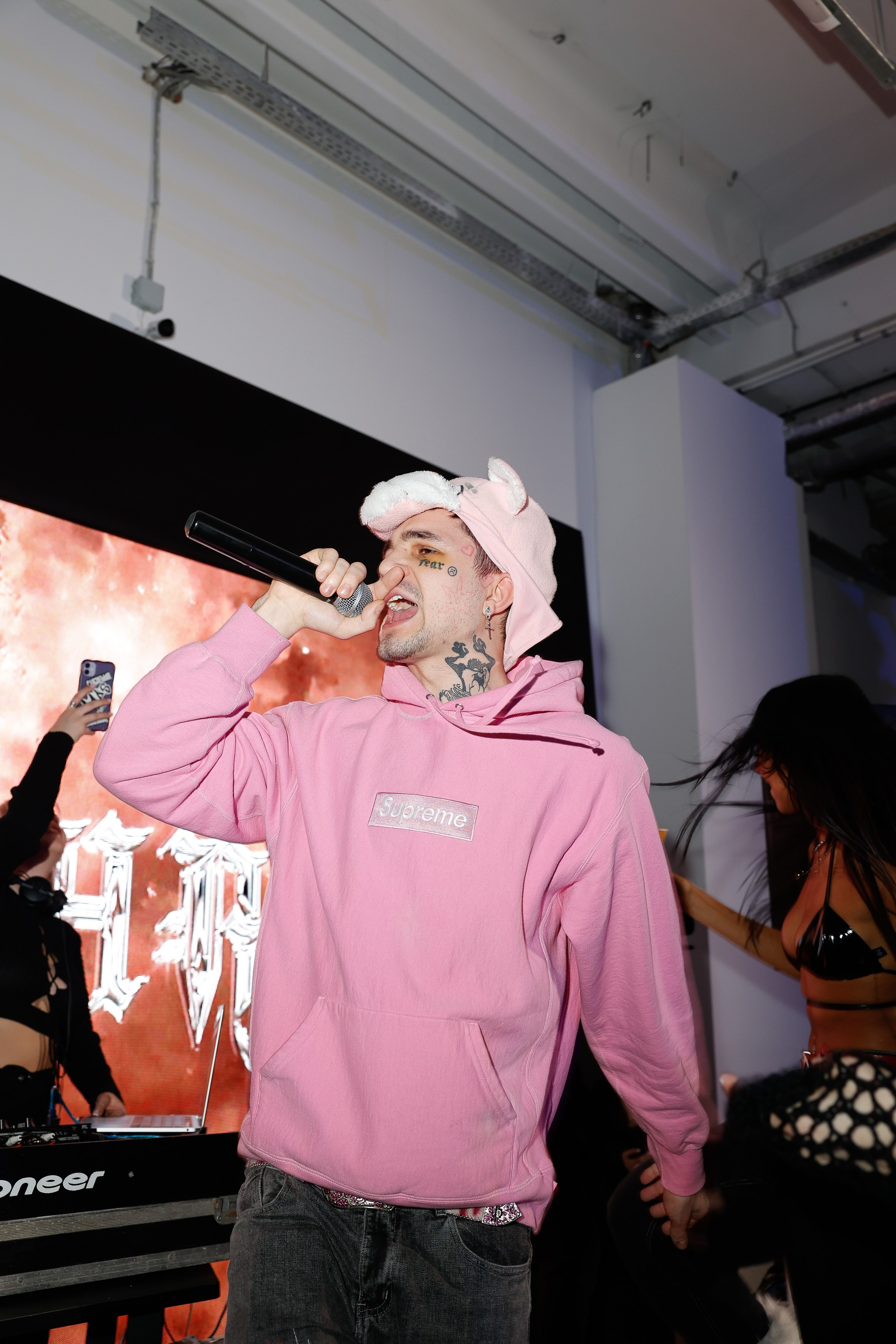 ALISHA. Nikolskayasecular