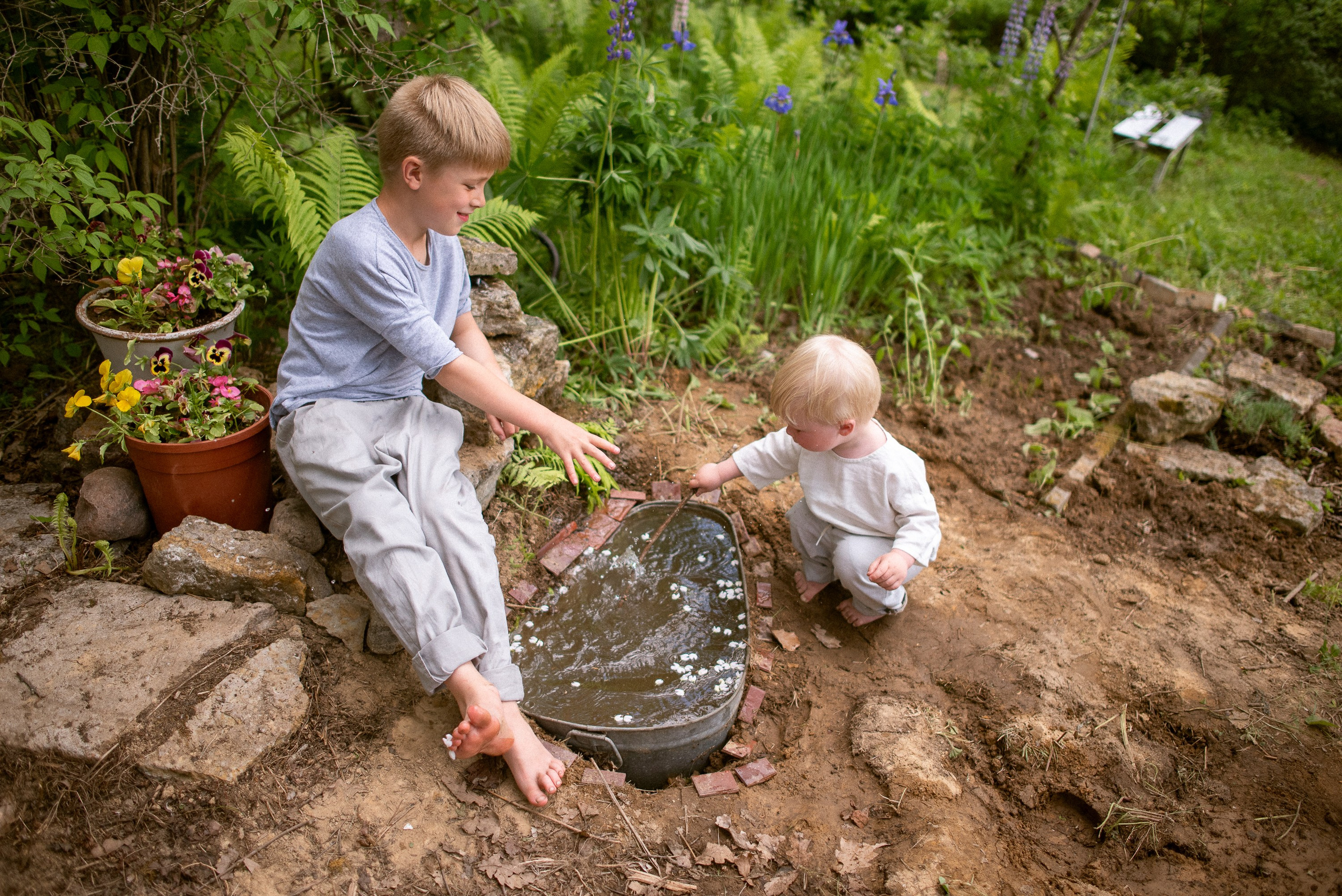 A Single Summer Day. Documentary family photography in Barcelona and beyond