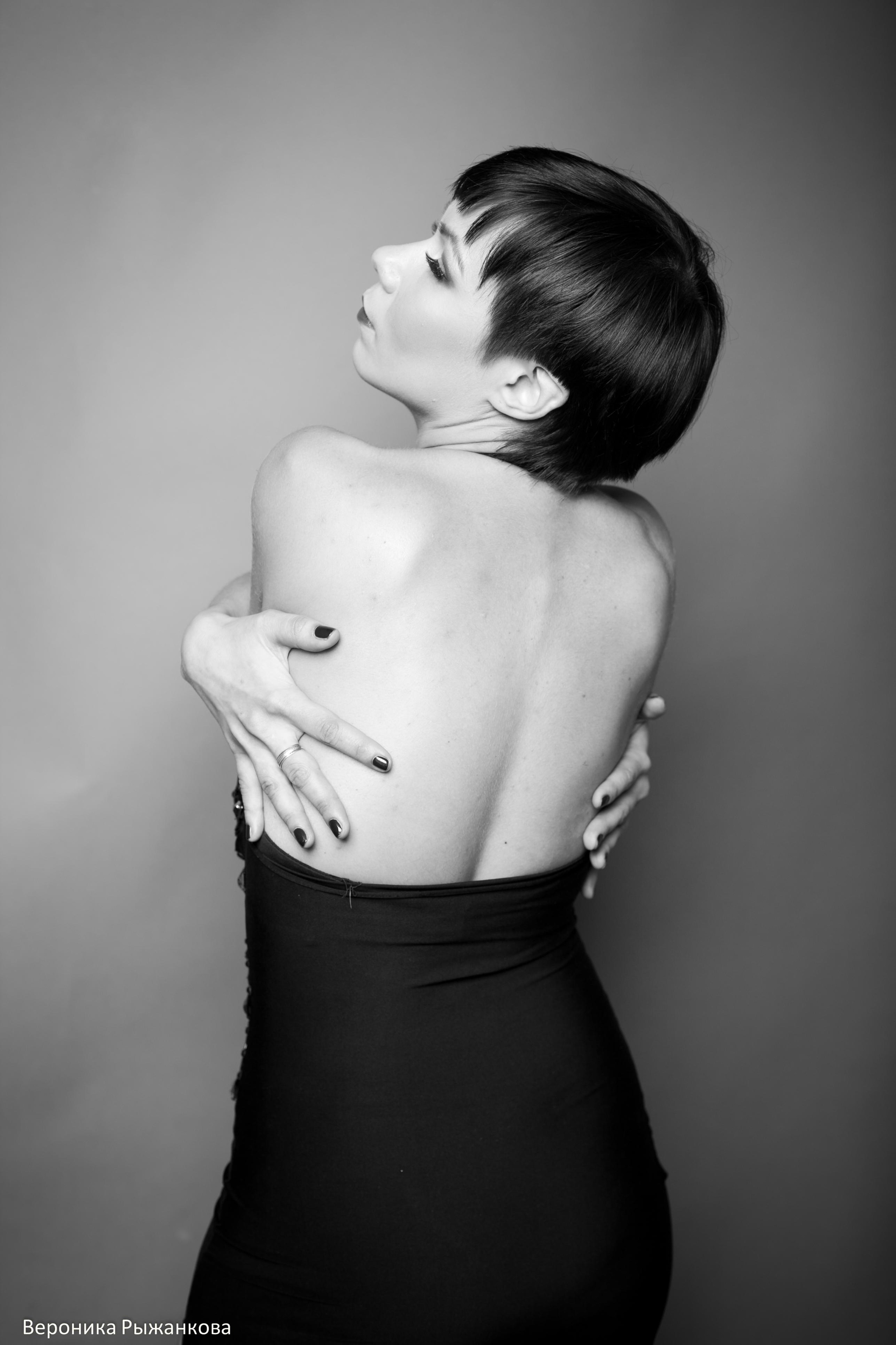 Фотосессия в стиле: черно белое. Визажист стилист в Астане Надежда Топникова