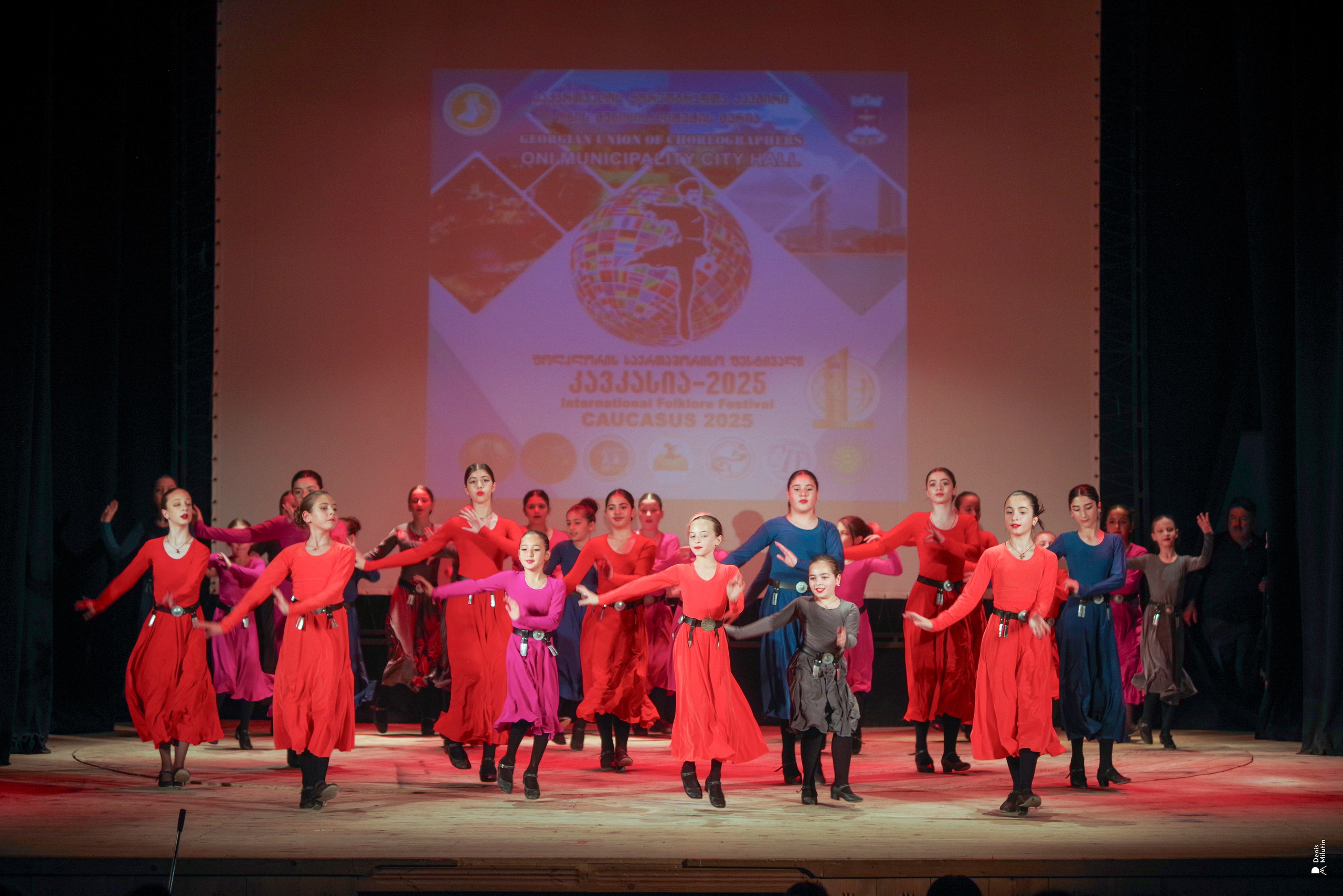 Танцы в прекрасном Они. Портретный фотограф Денис Милютин