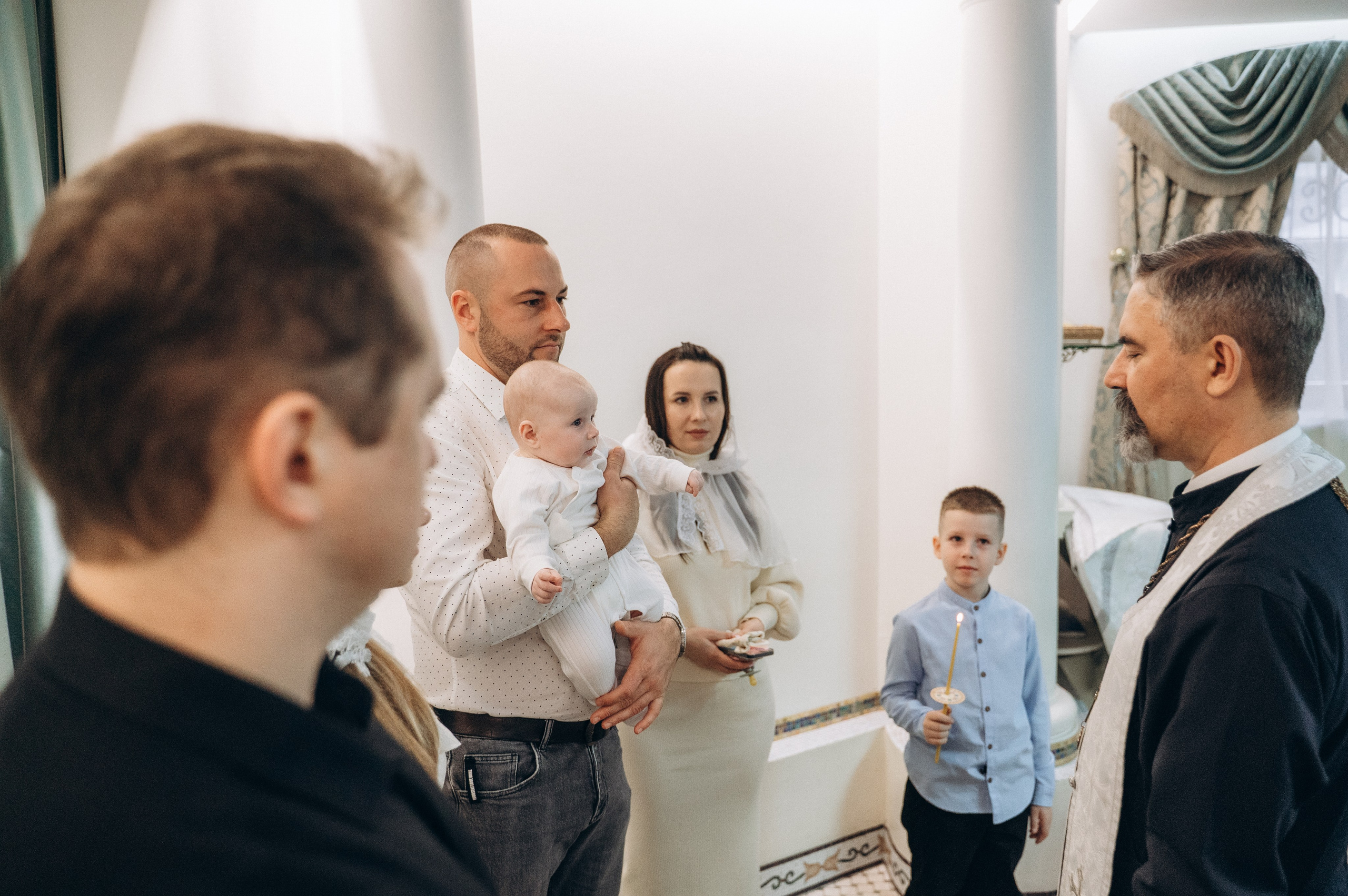 Крещение Тимура (Храм Святой Троицы). Семейный фотограф в Минске Дарья Дреко