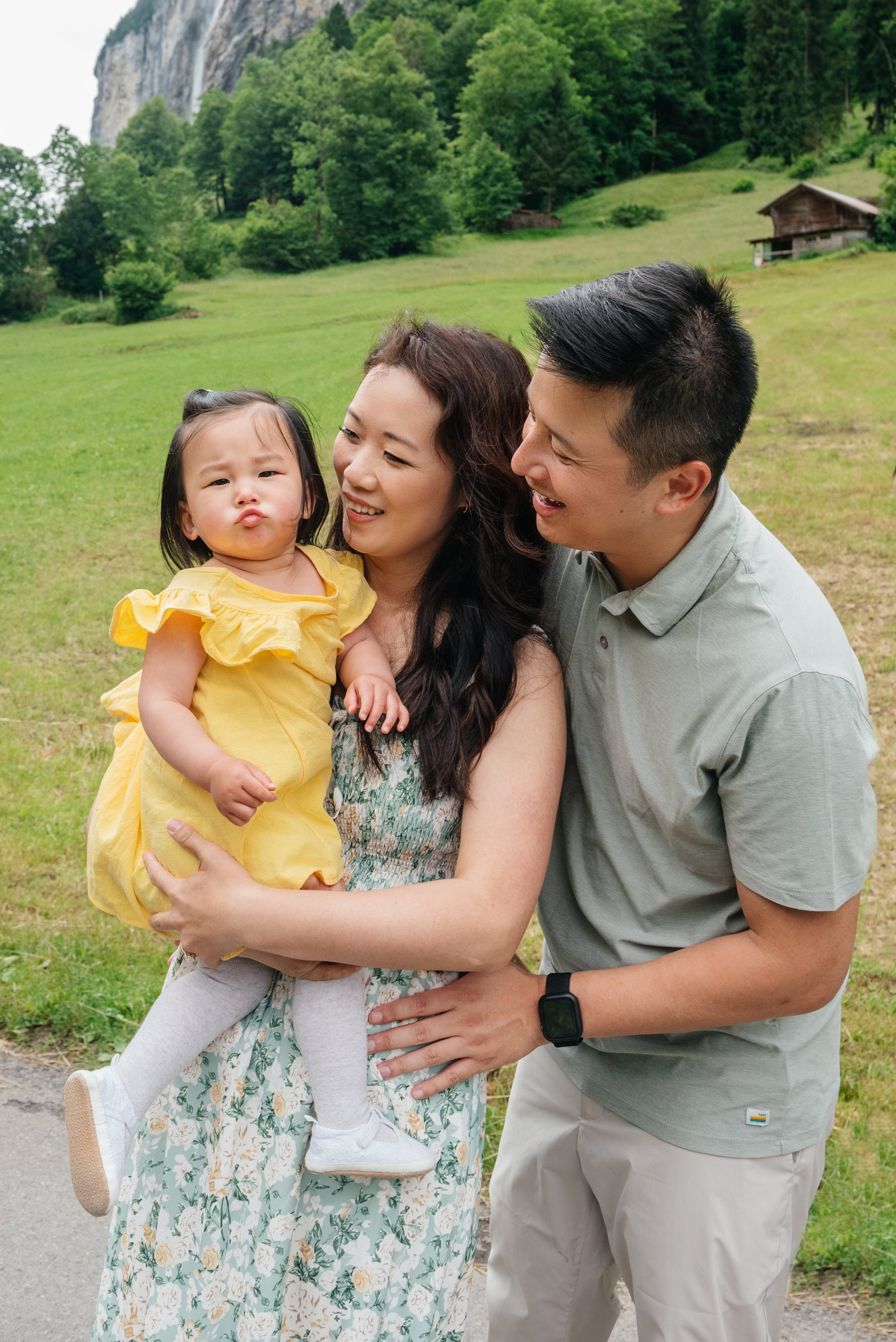 Bernice, Bryant and Kira (Lauterbrunnen, Switzerland). Photographer in Switzerland and Europe Anna Alekseenko