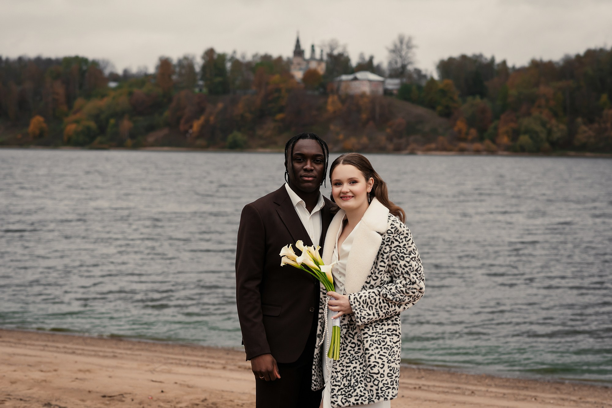 Свадебная осенняя фотосессия в кленах. Свадебный и репортажный фотограф в Ярославле Евгений Сальников
