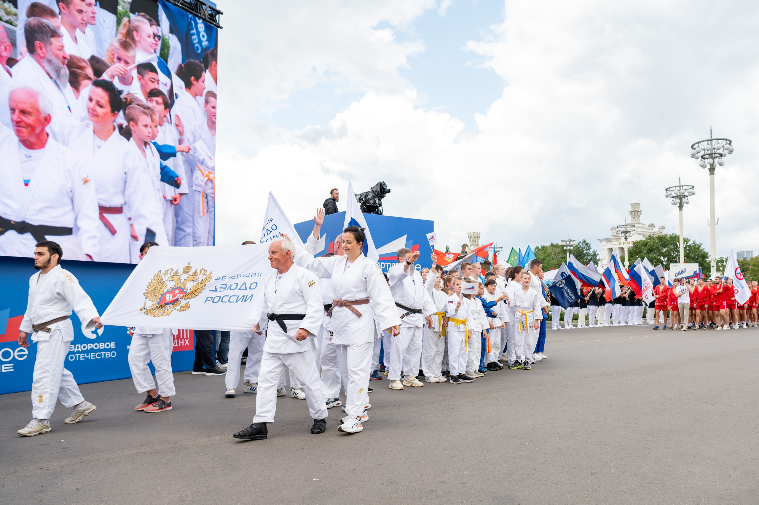 Спортивное шествие посвященное Дню физкультурника!. Детский и семейный фотограф г. Москва Оксана Катаджи