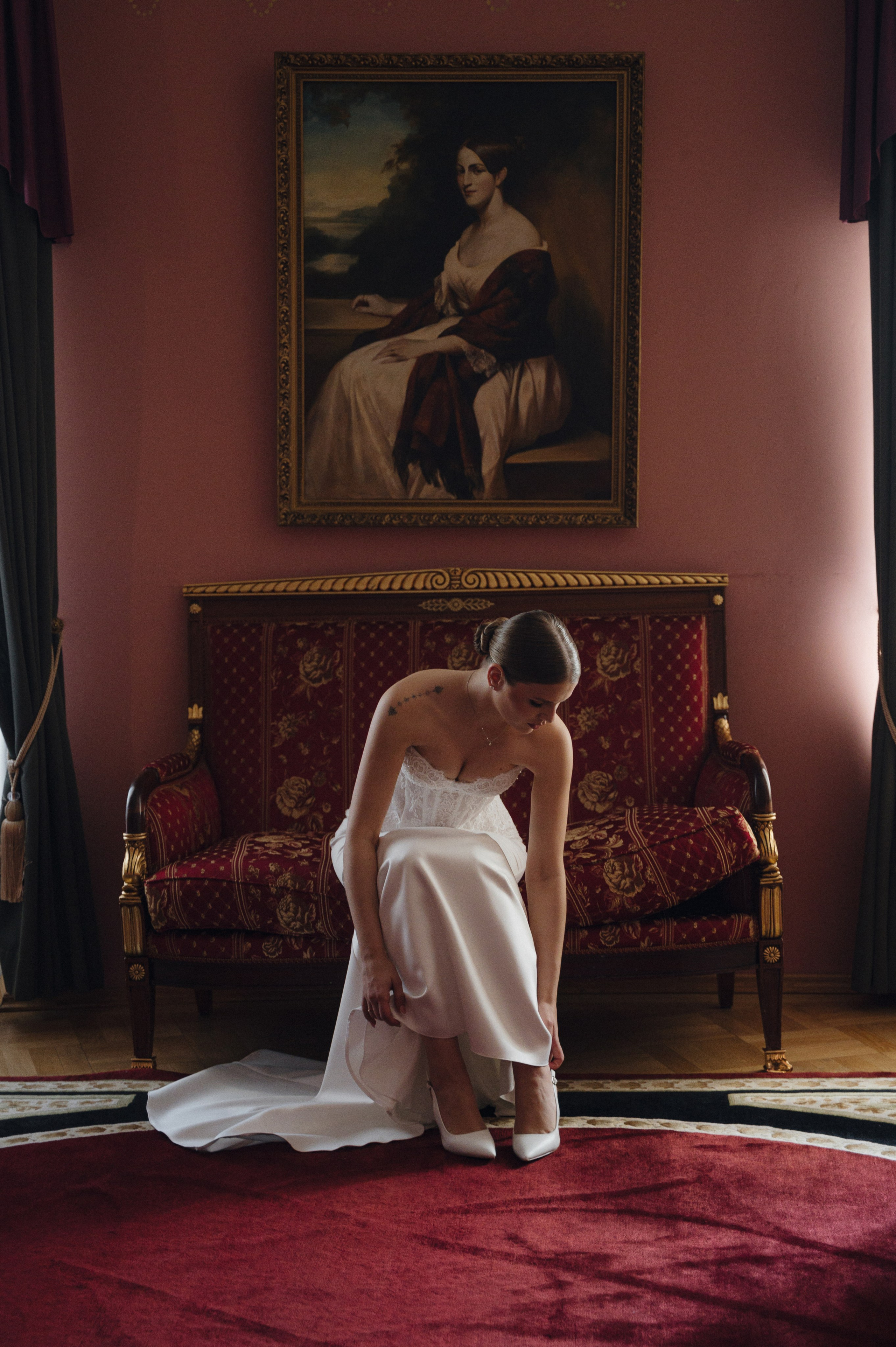 Дмитрий и Луиза. Гостиница Националь и ресторан Белуга. Свадебный фотограф Москва и Санкт-Петербург. Анастасия Чудина